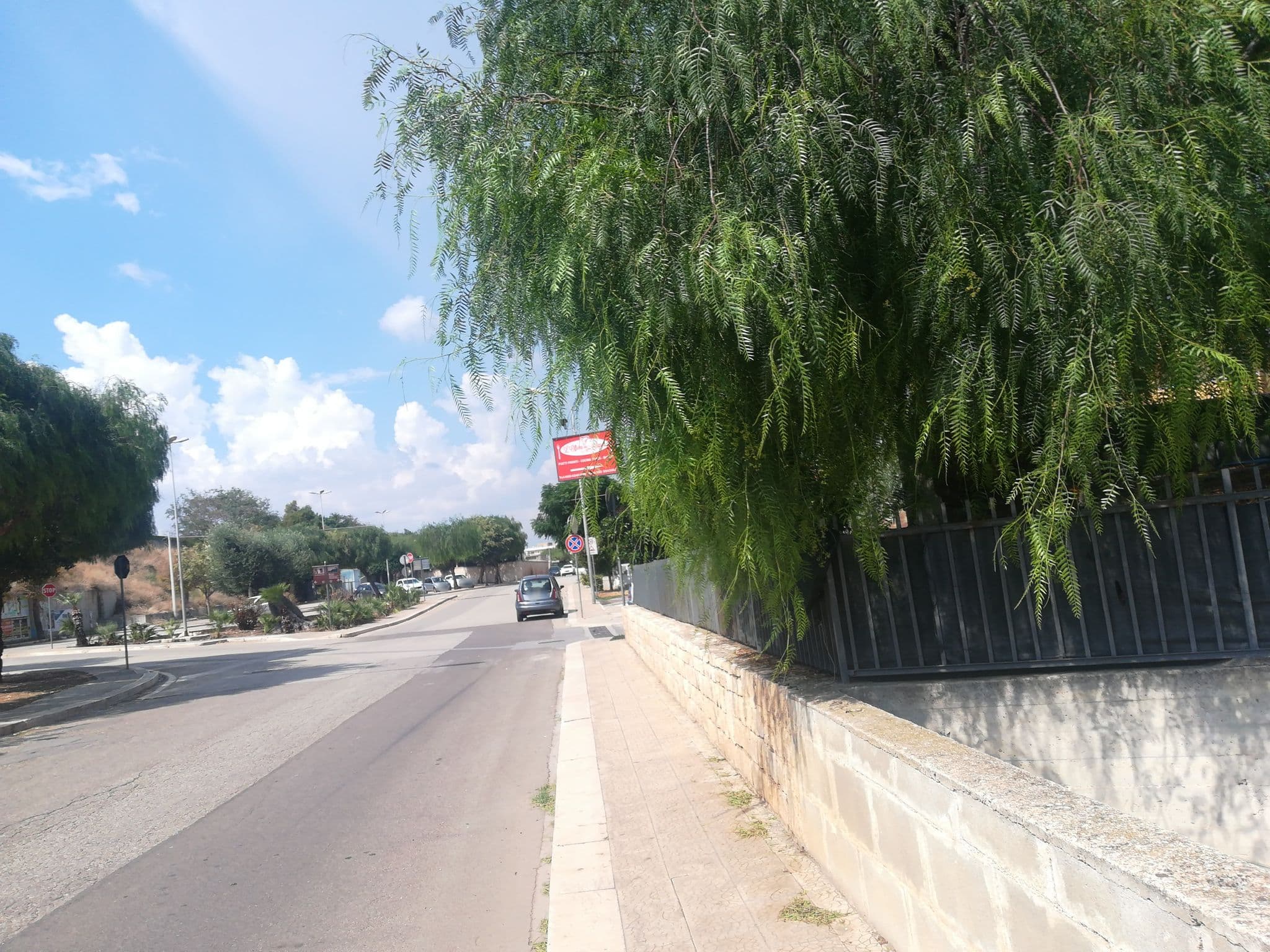 Street view near Appartamenti Sole&Mare, Polignano a Mare — © jeawrong (CC BY-SA · Mapillary)