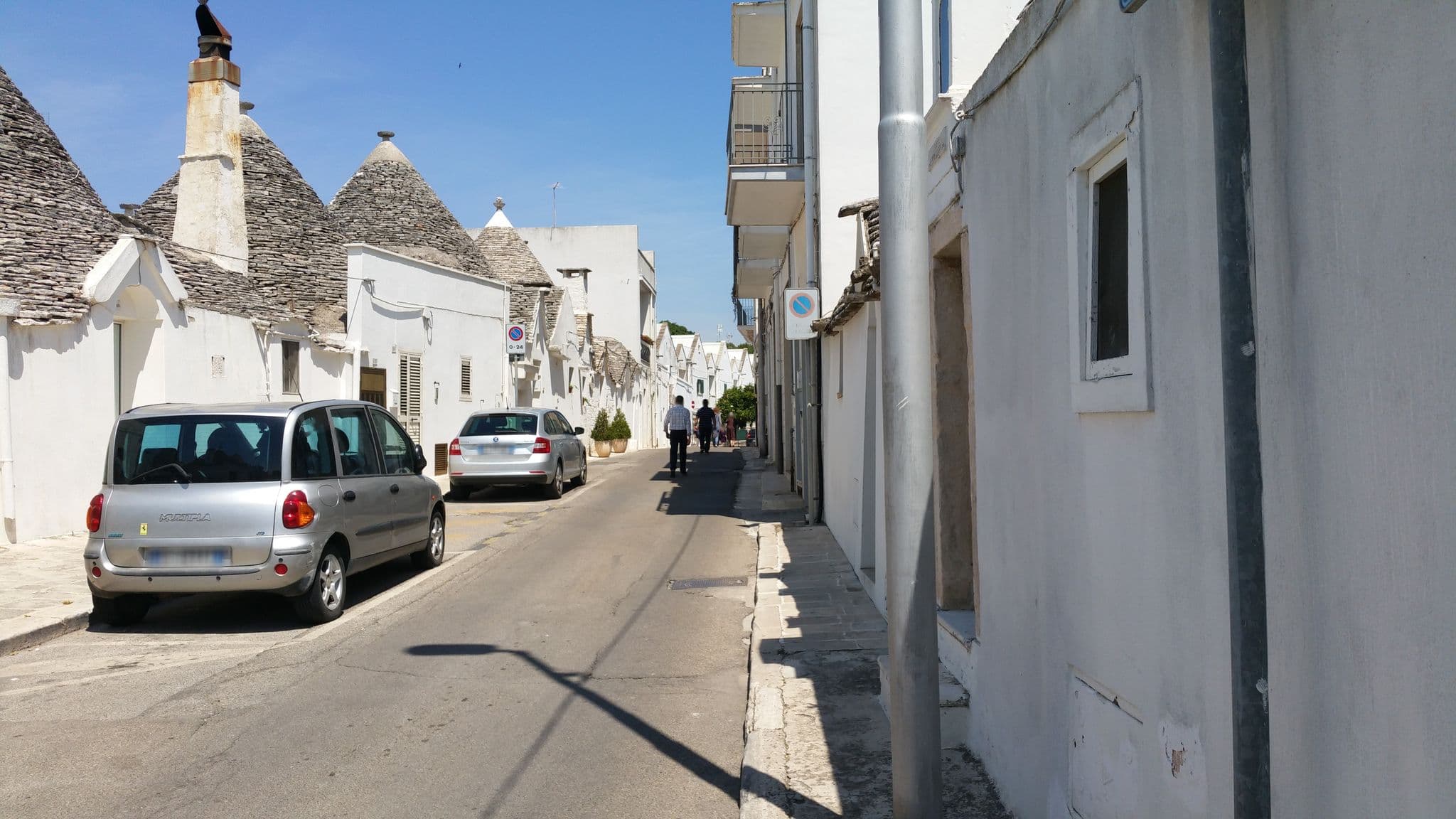Street view near Trullo Nathalie, Alberobello — © shlublu (CC BY-SA · Mapillary)