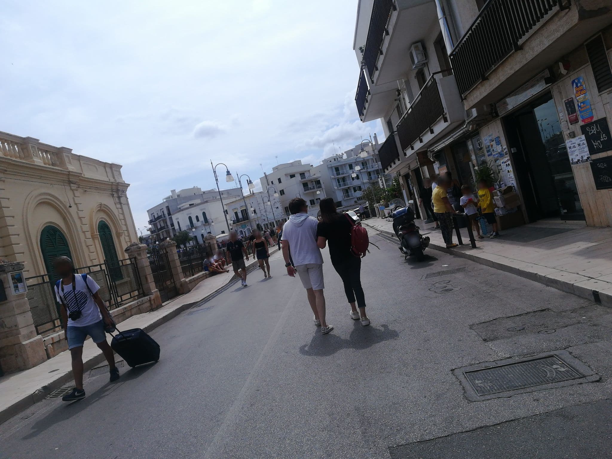 Street view near Calaporto-Holiday Home & Relax, Polignano a Mare — © jeawrong (CC BY-SA · Mapillary)