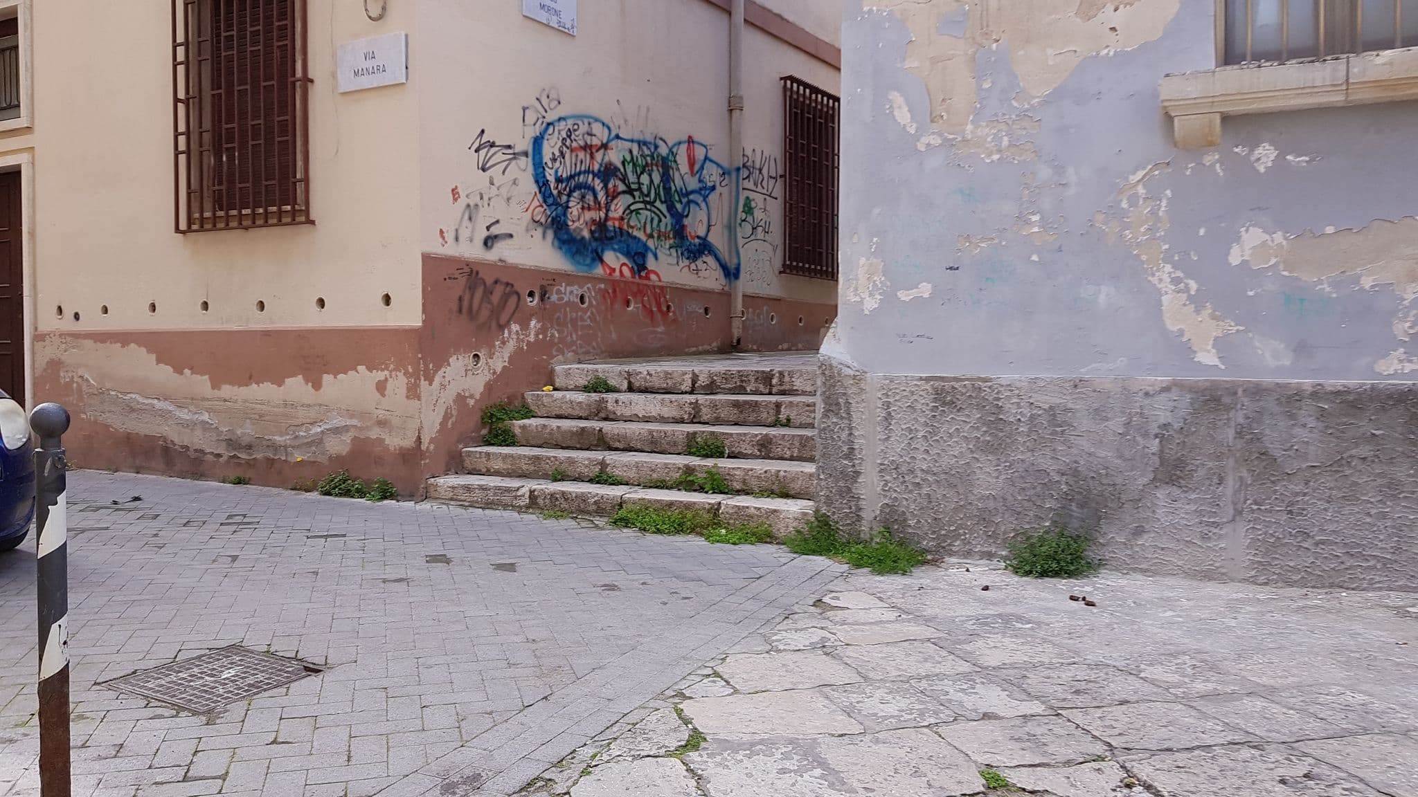 Street view near B&B Emily Brindisi, Brindisi — © ale_zena_it (CC BY-SA · Mapillary)