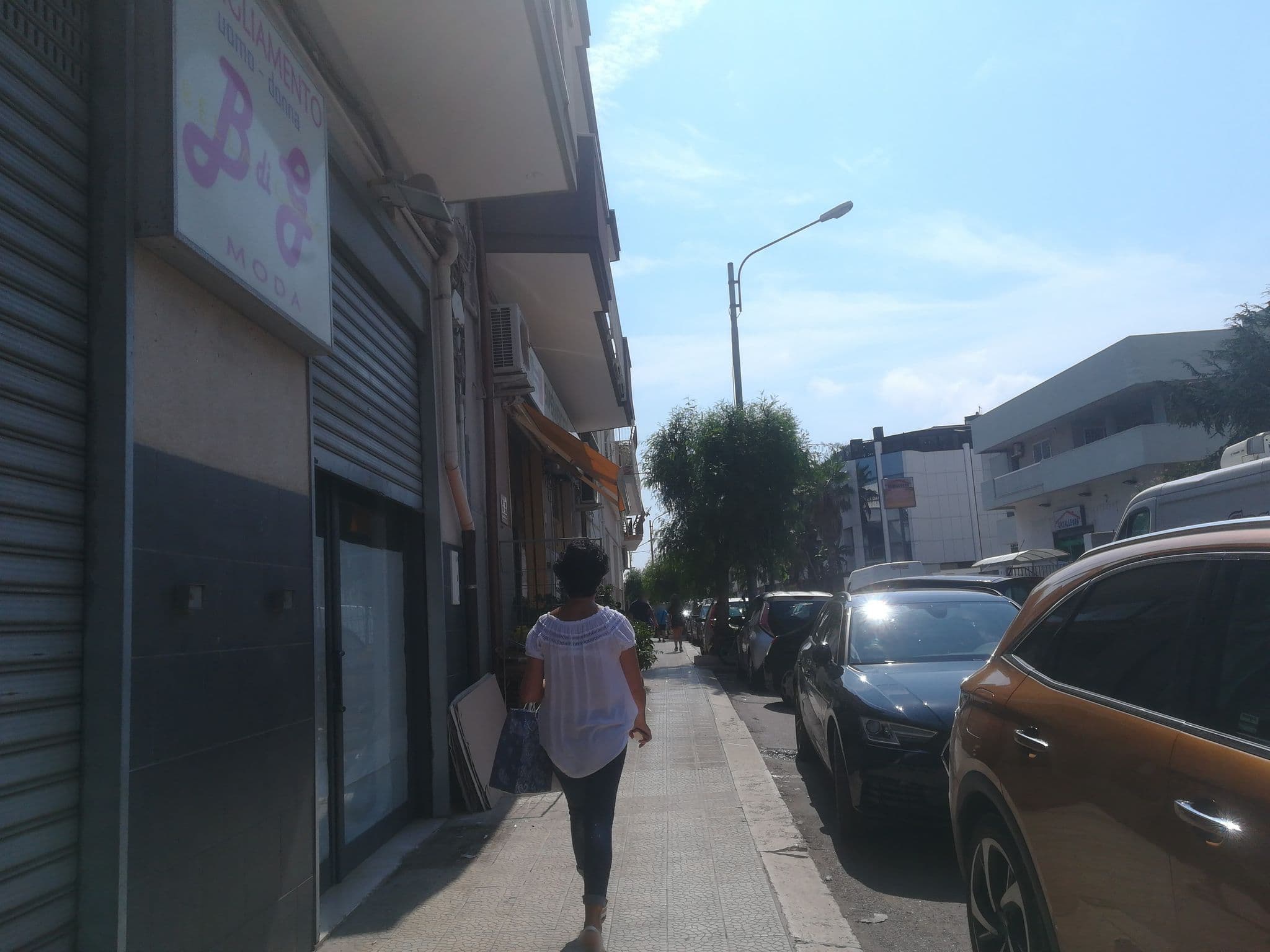 Street view near Casa Marietta, Polignano a Mare — © jeawrong (CC BY-SA · Mapillary)
