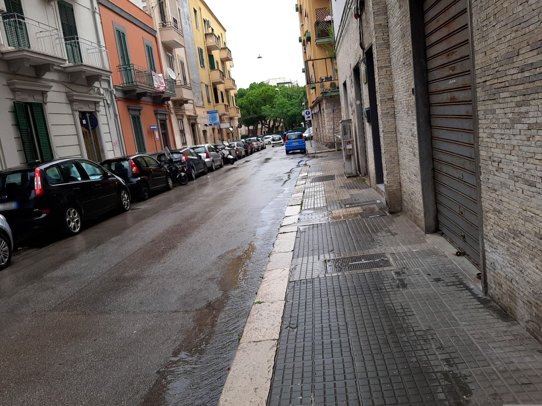 Street view near Il Centro Apartments, Bari — © alesarrett (CC BY-SA · Mapillary)