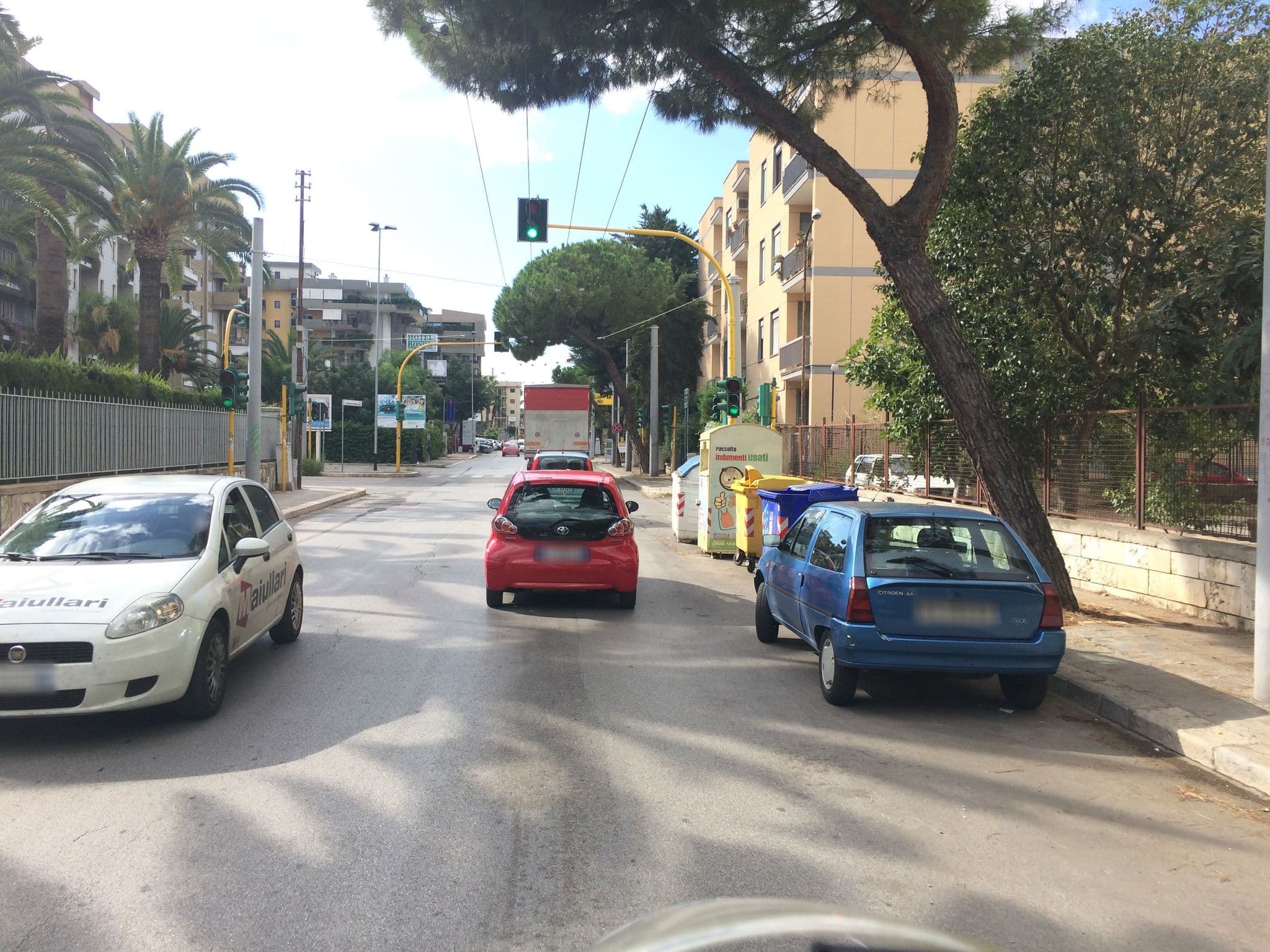 Street view near Cozy Apartments De Gasperi, Bari — © nicolaottolino (CC BY-SA · Mapillary)