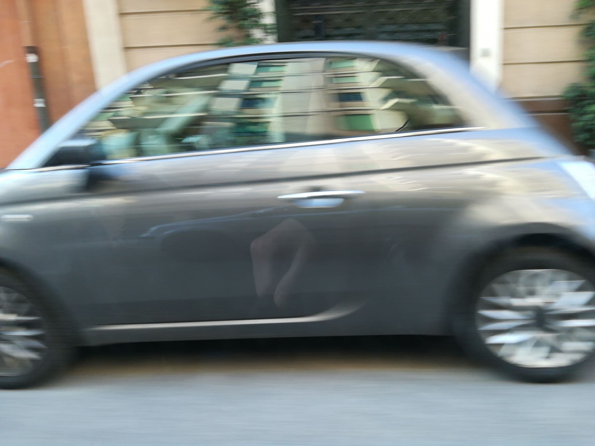 Street view near Kerry Blue, Bari — © carofiglio (CC BY-SA · Mapillary)
