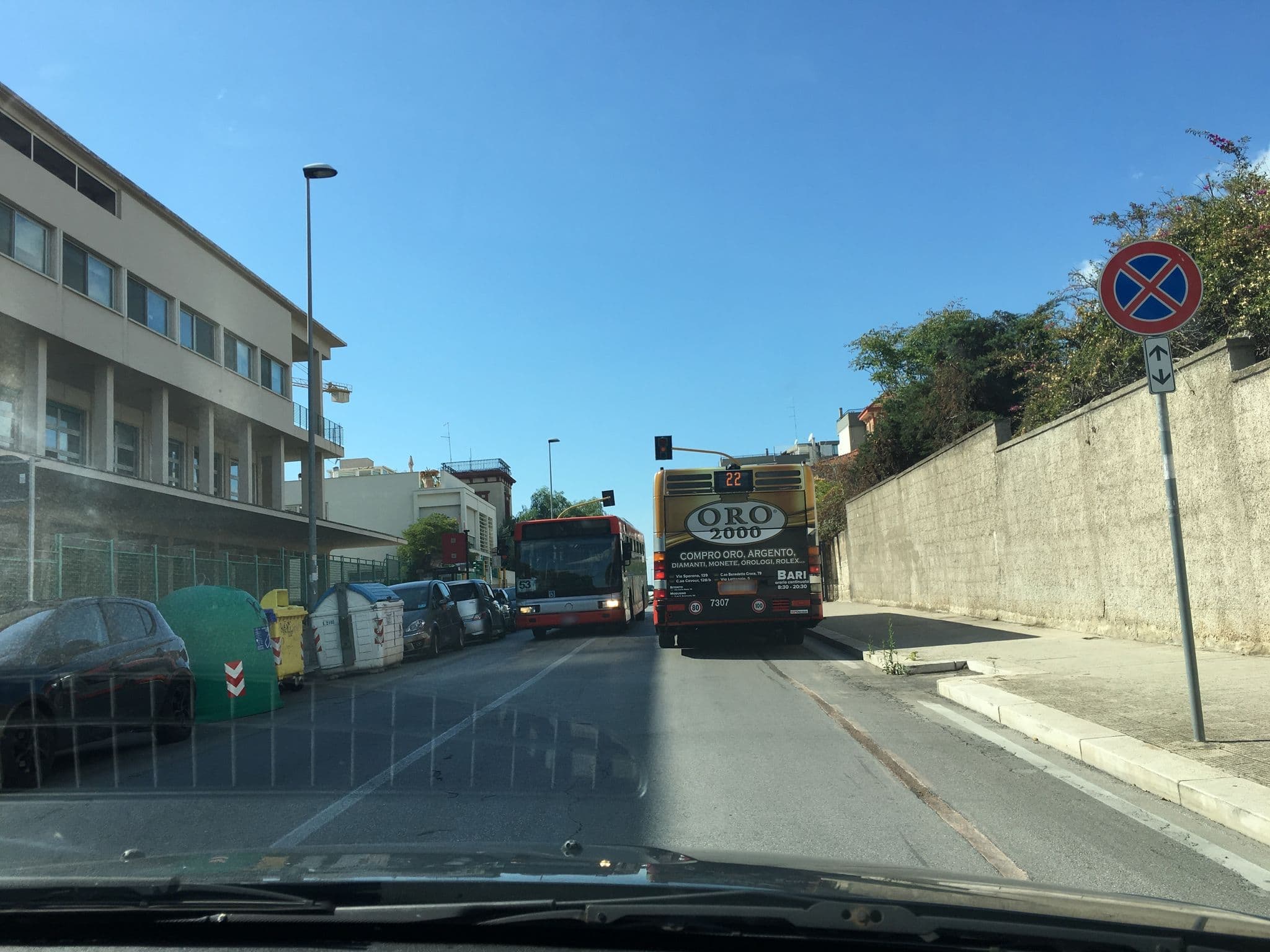 Street view near Suite Fiera Mare, Bari — © gaetanol (CC BY-SA · Mapillary)