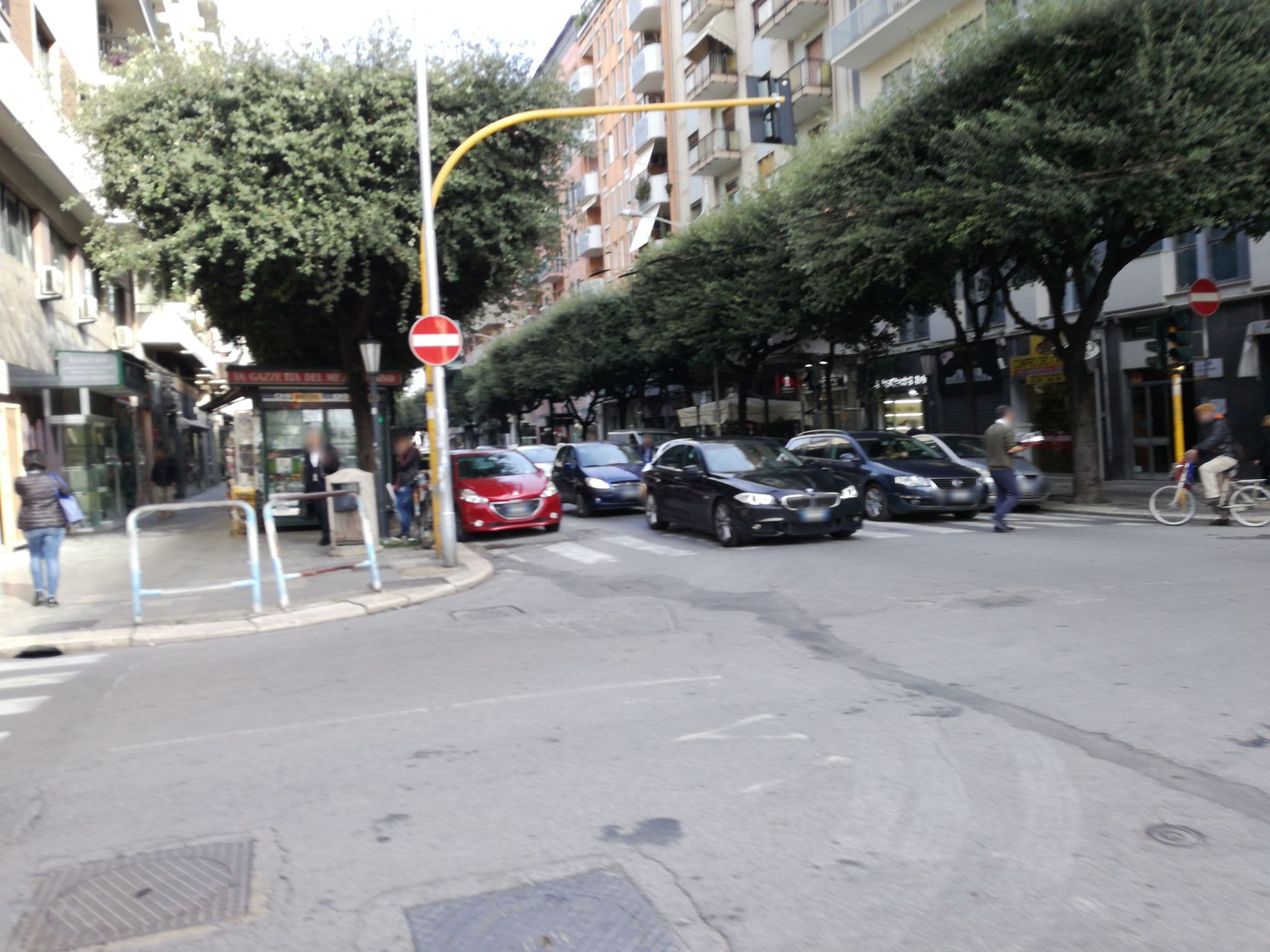 Street view near Casa Ra, Bari — © natanmast (CC BY-SA · Mapillary)