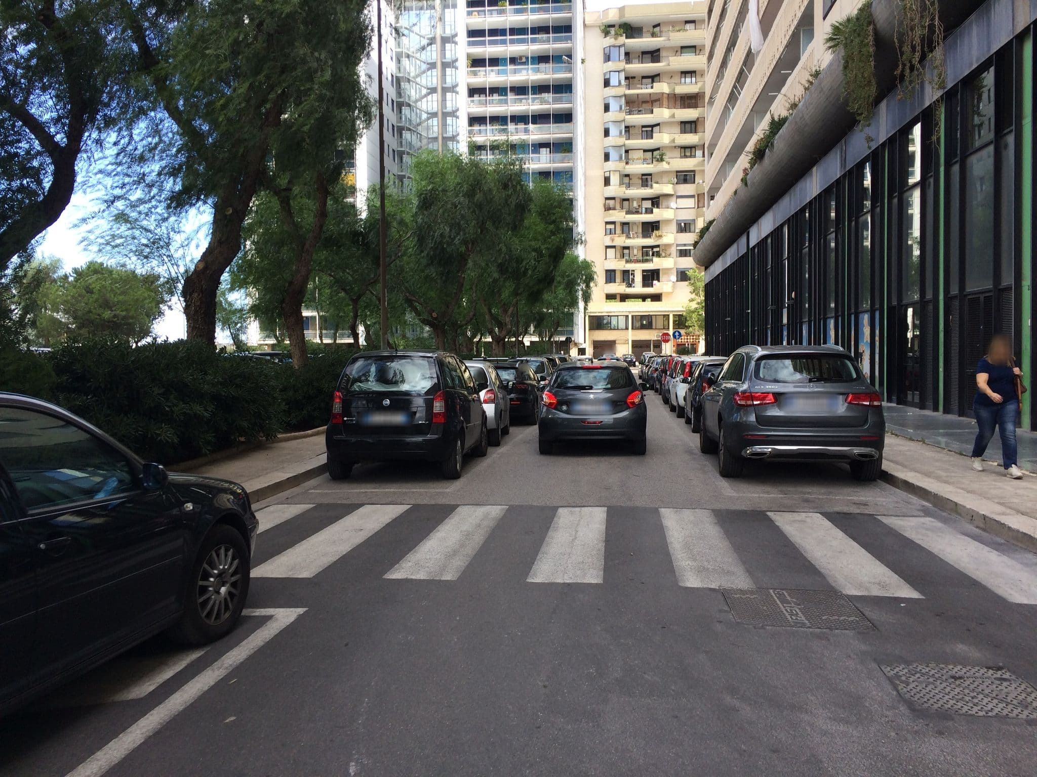 Street view near Rosalba Residence, Bari — © nicolaottolino (CC BY-SA · Mapillary)