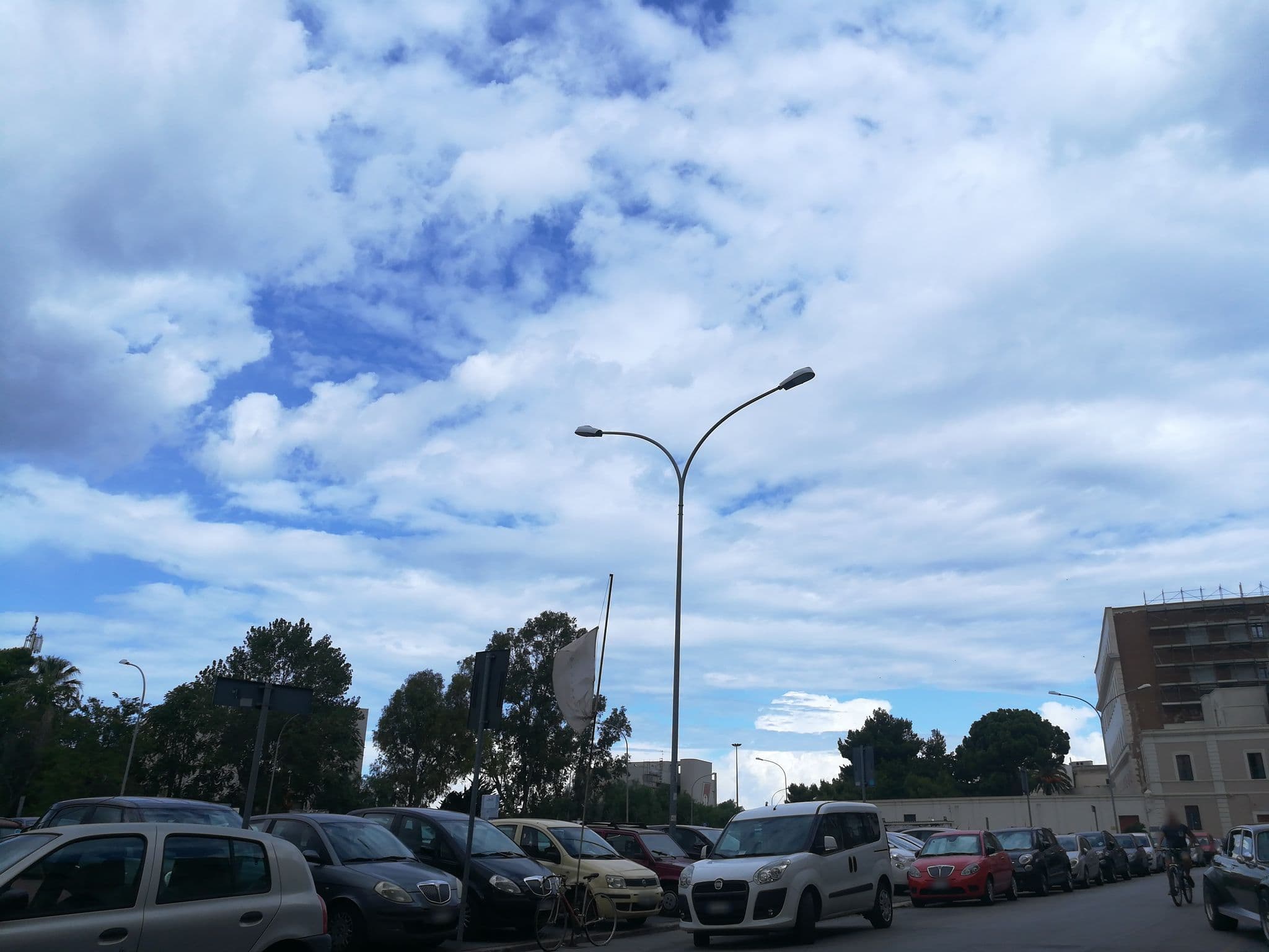 Street view near Rifugio Degli Svevi, Bari — © davided (CC BY-SA · Mapillary)