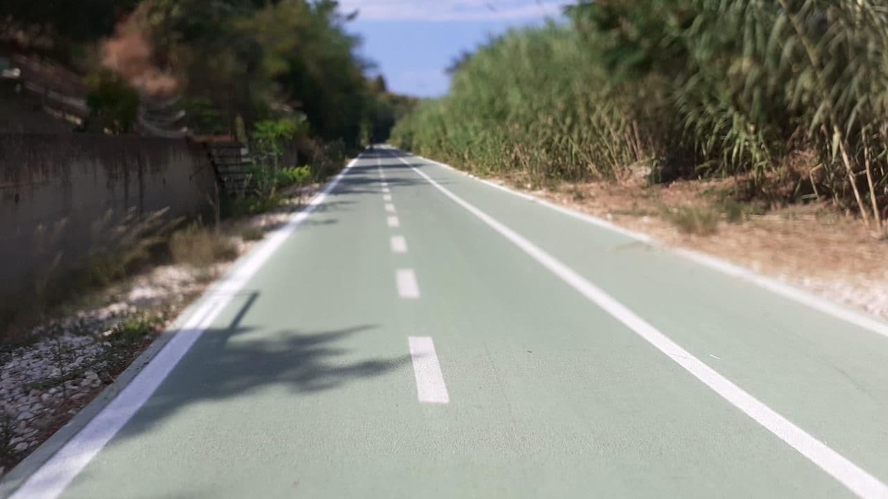 Street view near Cavalluccio Summer House, Fossacesia — © doduva (CC BY-SA · Mapillary)