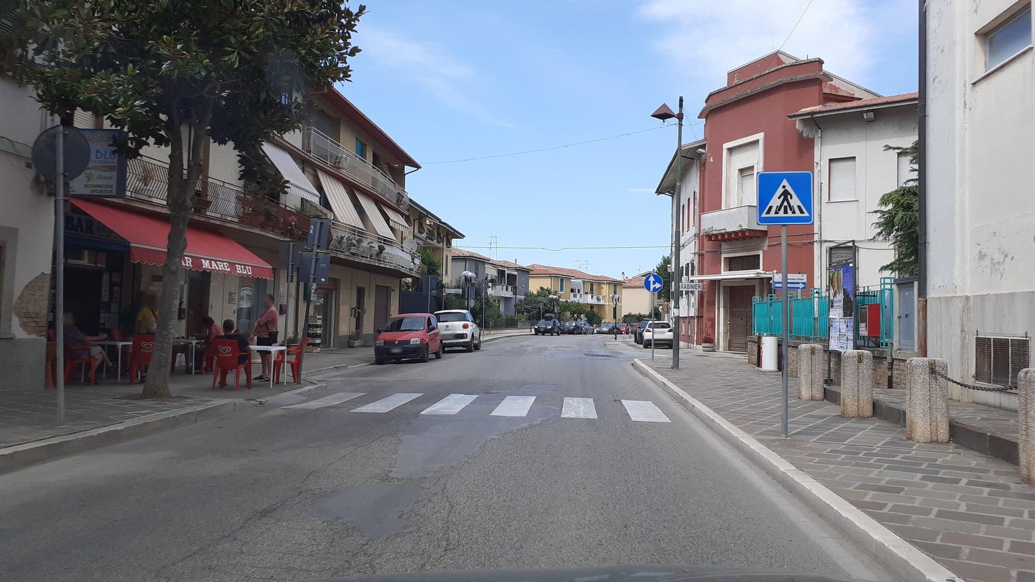 Street view near Hotel Giardino, Fossacesia — © doduva (CC BY-SA · Mapillary)
