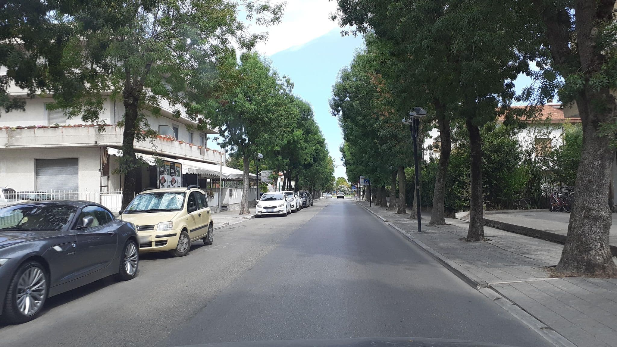 Street view near Hotel Ristorante Giardino Mario, Fossacesia — © doduva (CC BY-SA · Mapillary)