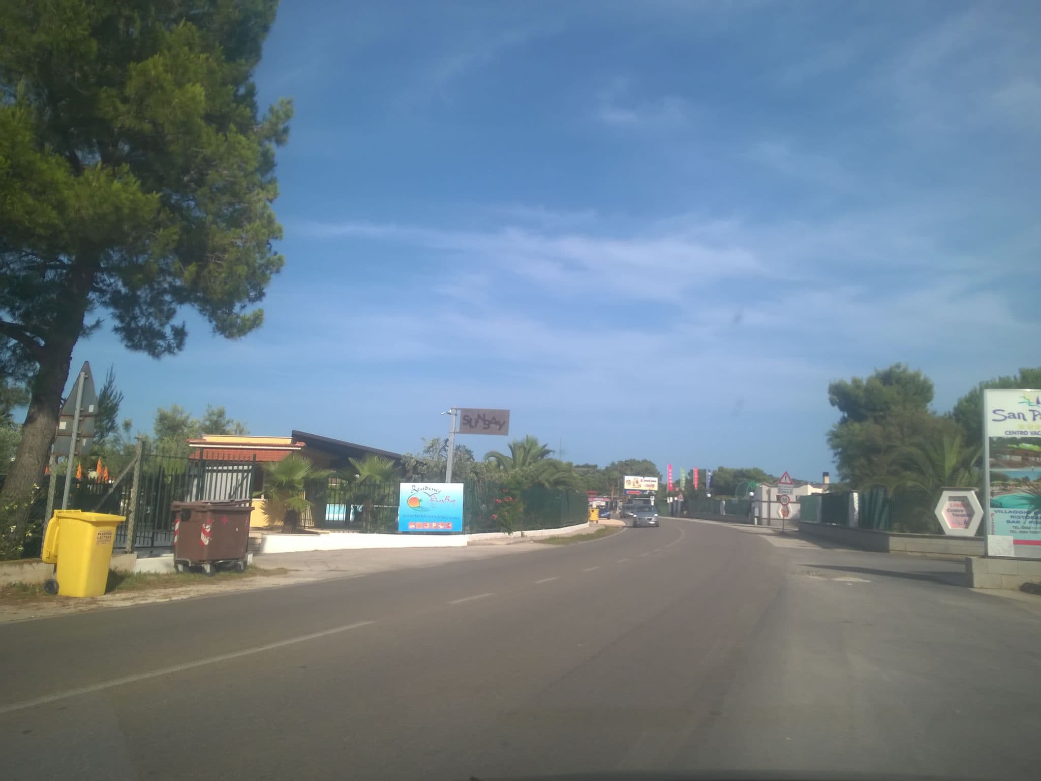 Street view near Villagio Club In, Vieste — © dcavedon (CC BY-SA · Mapillary)