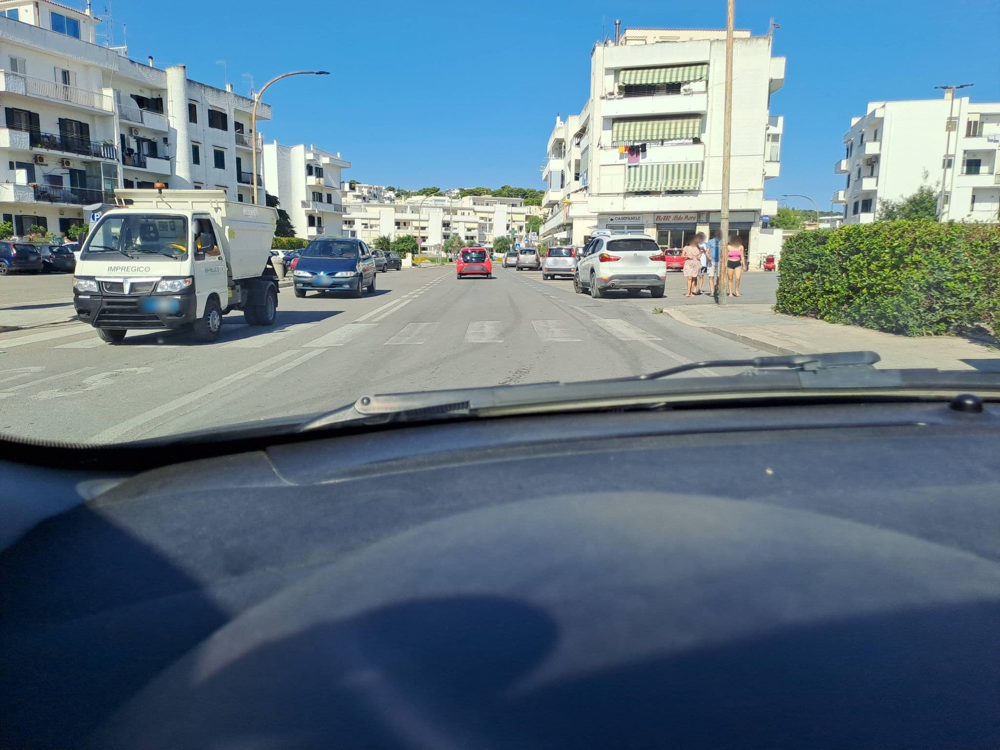Street view near Residence Fontana Vecchia, Vieste — © lux17 (CC BY-SA · Mapillary)