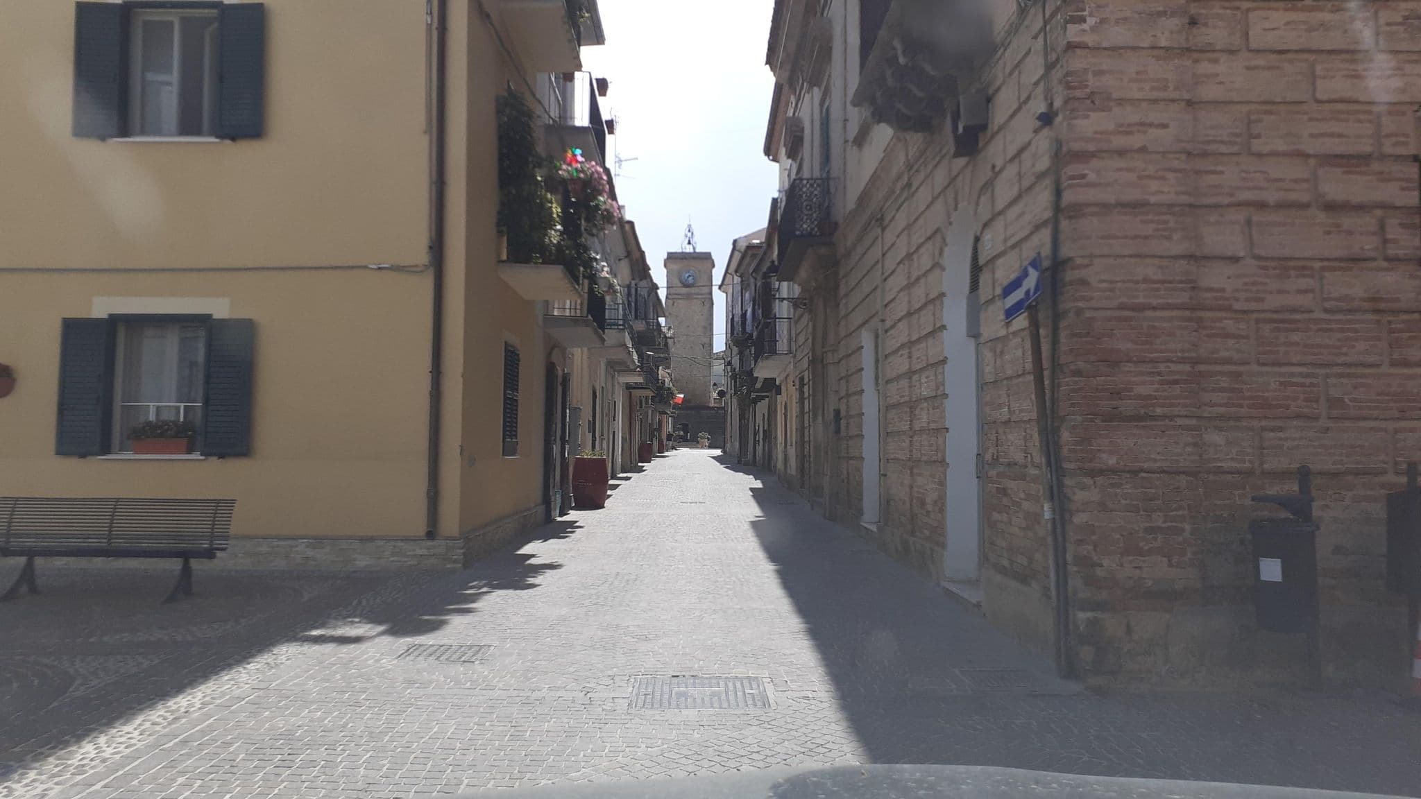 Street view near B&B La Casa Sul Corso Rocca San Giovanni, Fossacesia — © doduva (CC BY-SA · Mapillary)