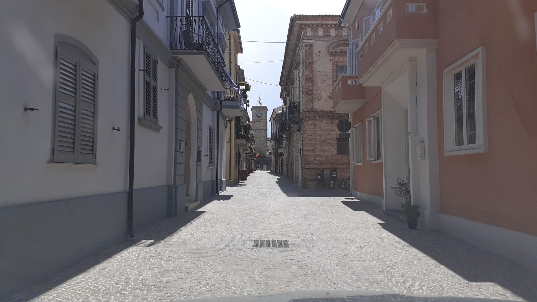 Street view near casetta zà Lucia, Fossacesia — © doduva (CC BY-SA · Mapillary)