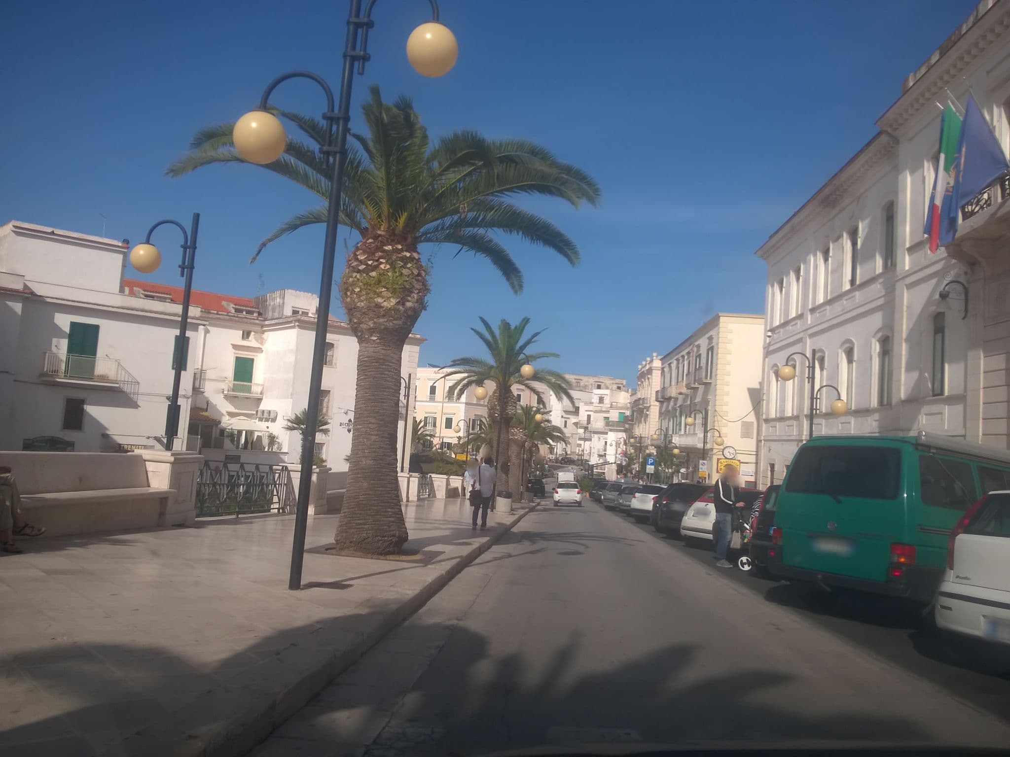 Street view near hotel gargano, Vieste — © dcavedon (CC BY-SA · Mapillary)