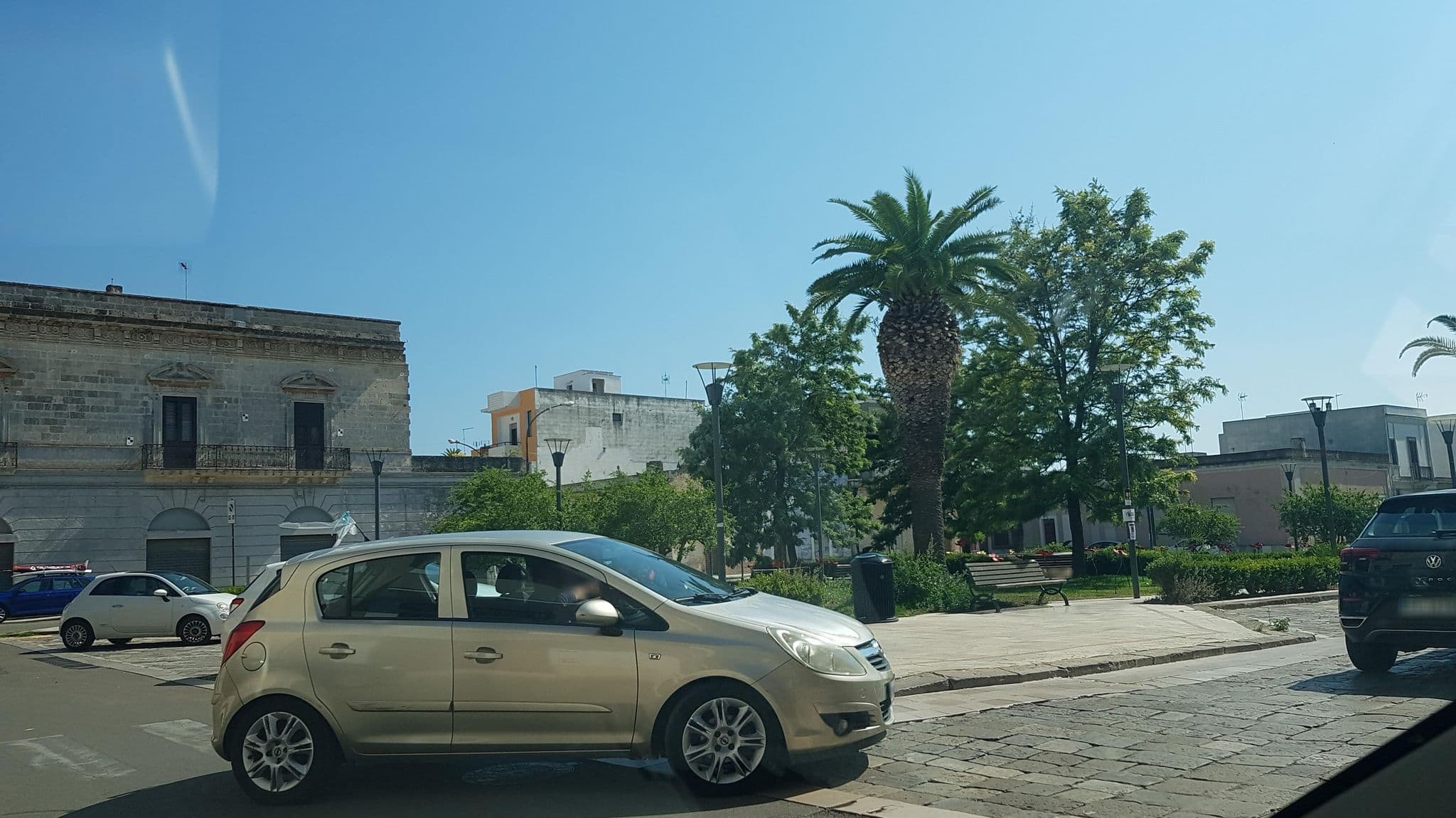 Street view near Antico Giardino Salentino by BarbarHouse, Ugento — © ale_zena_it (CC BY-SA · Mapillary)
