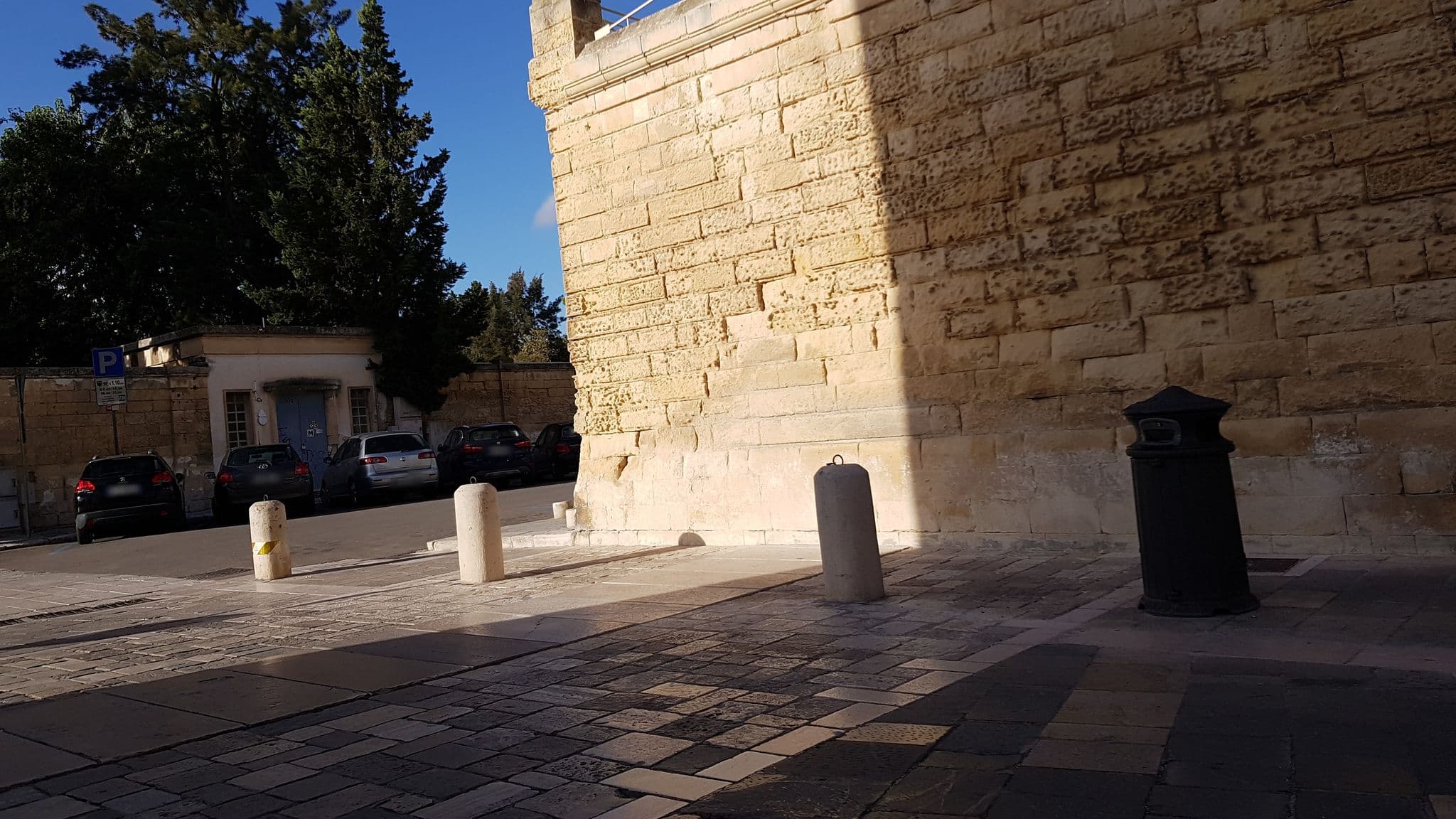 Street view near LuLeccio, Lecce — © ale_zena_it (CC BY-SA · Mapillary)
