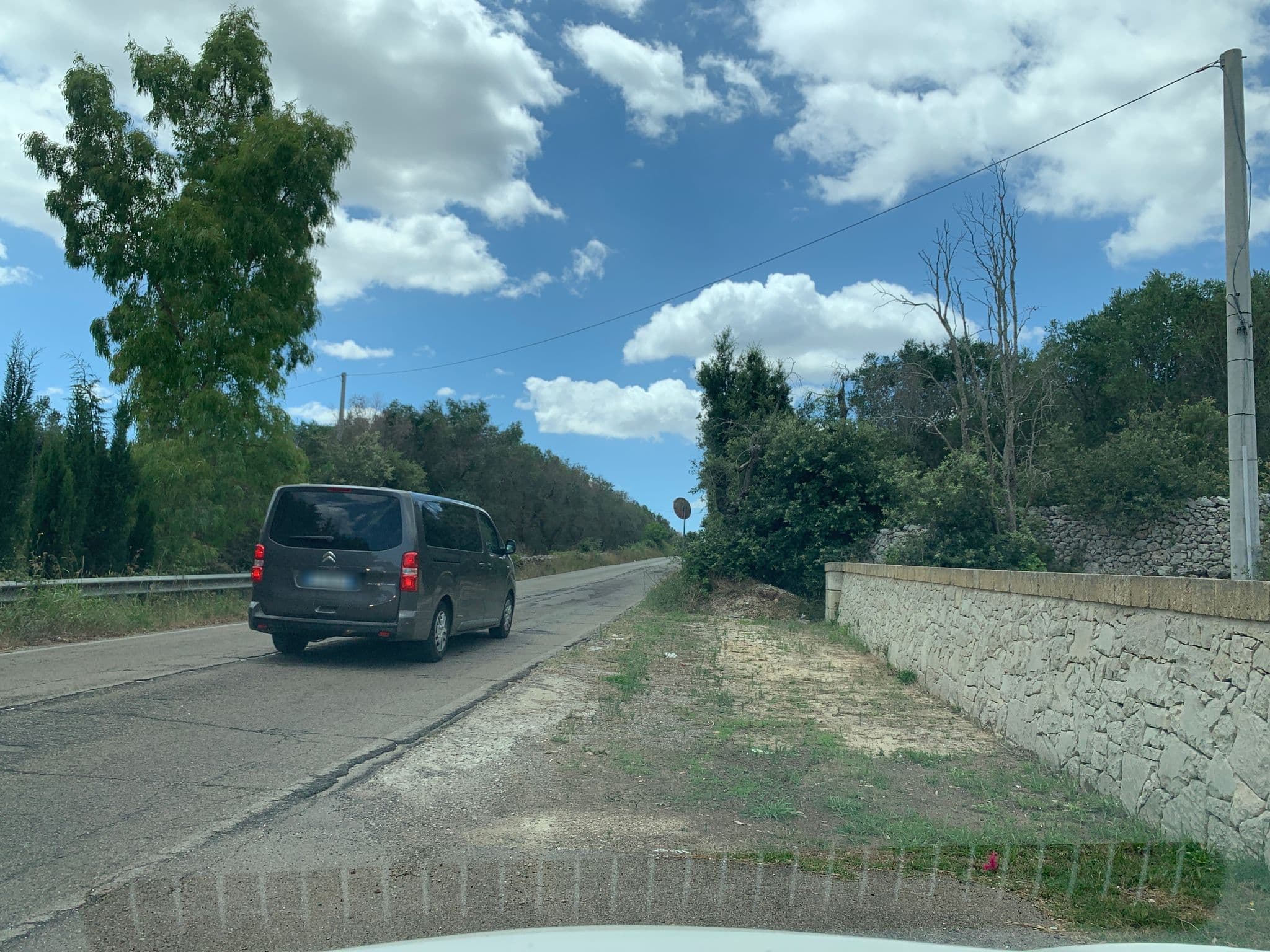 Street view near Masseria Pesco, Casamassella — © kopfpolster (CC BY-SA · Mapillary)