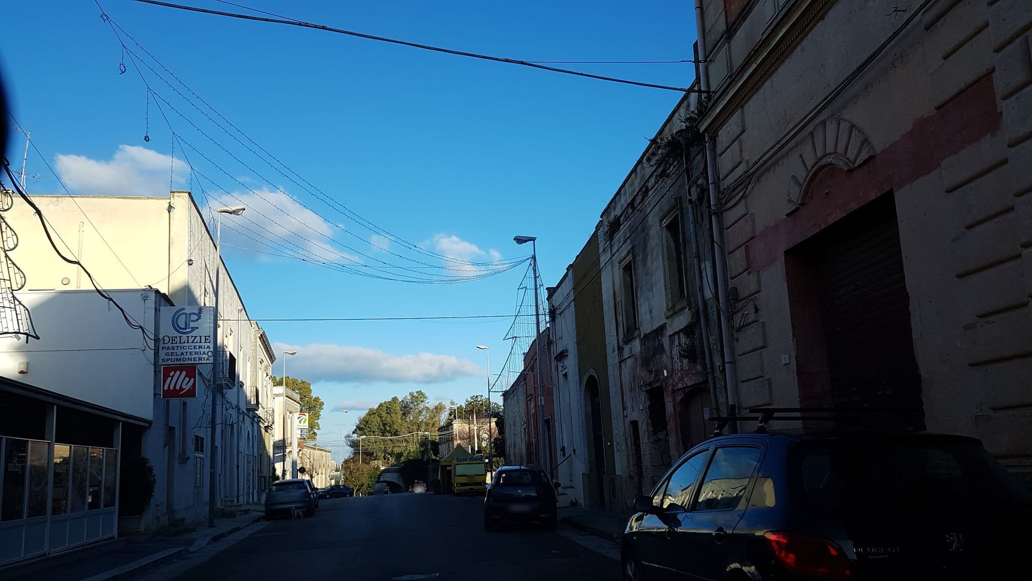 Street view near Stile Mediterraneo B&B, Squinzano — © ale_zena_it (CC BY-SA · Mapillary)