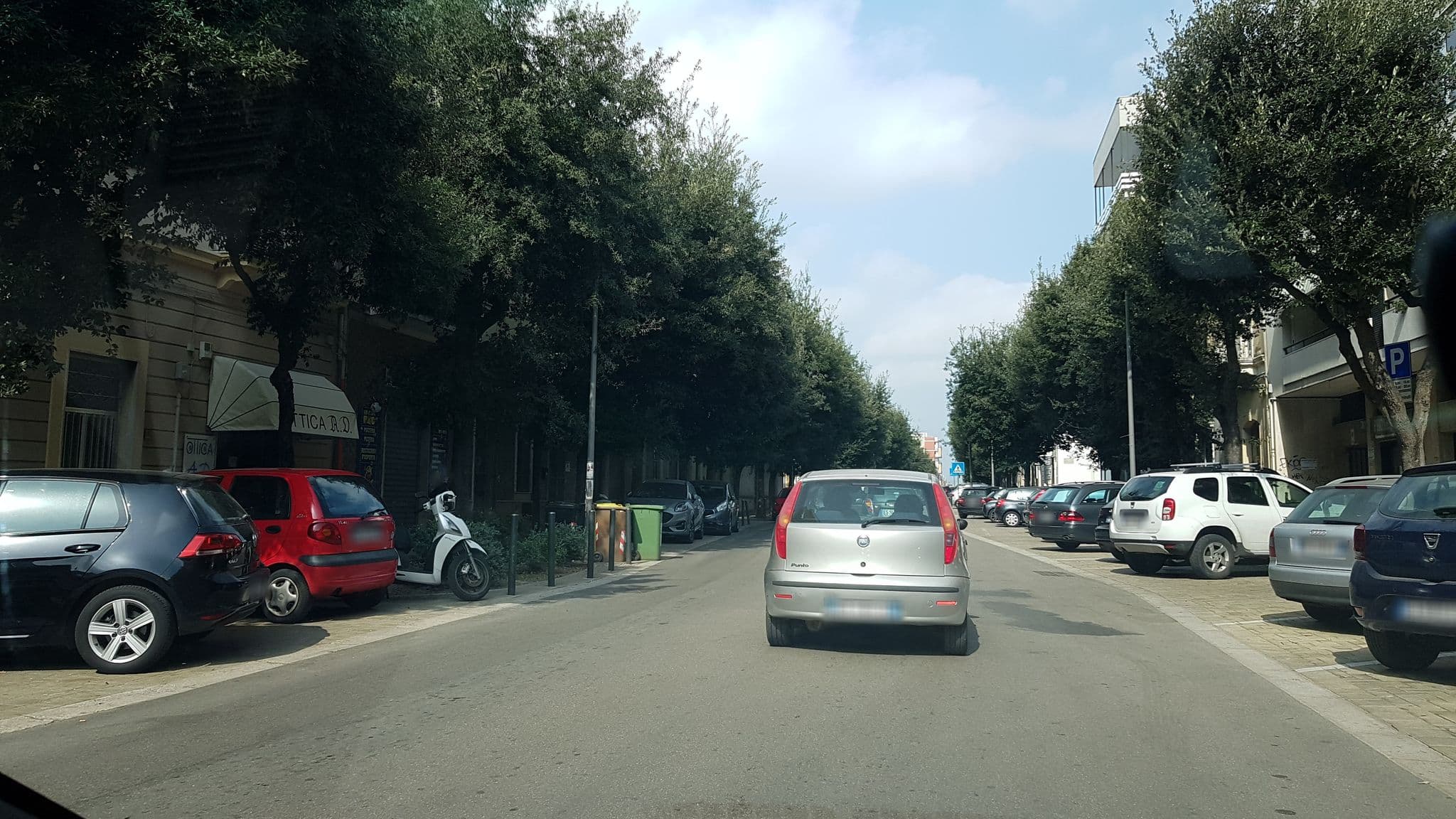 Street view near Casa via Leuca, Castromediano — © ale_zena_it (CC BY-SA · Mapillary)