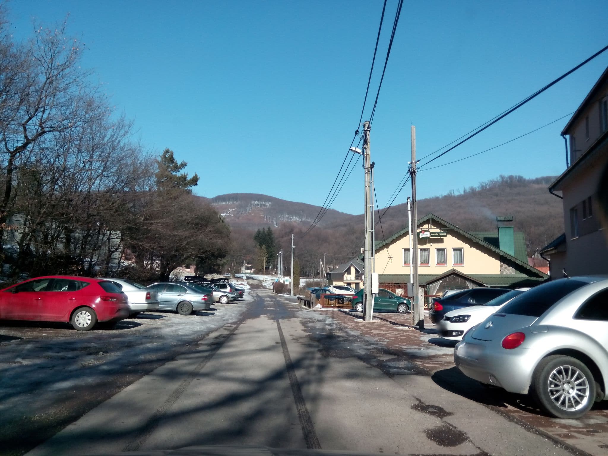 Street view near Hotel Vinnay, Vinné — © martin_zdila (CC BY-SA · Mapillary)
