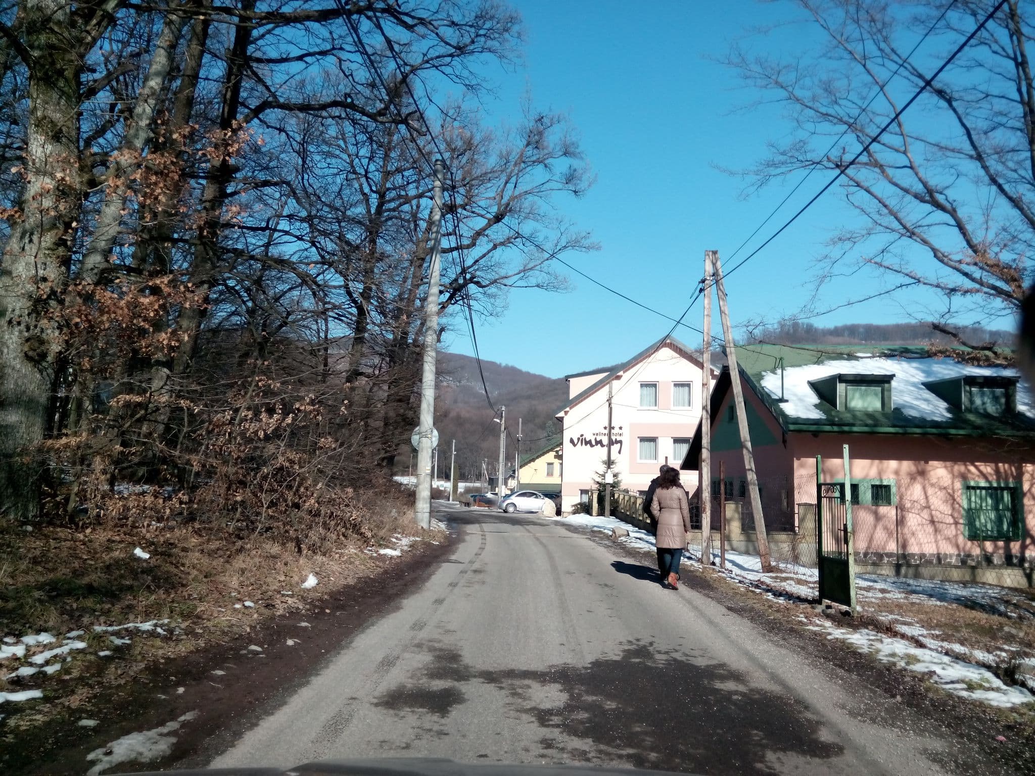 Street view near Vila Jazero, Vinné — © martin_zdila (CC BY-SA · Mapillary)