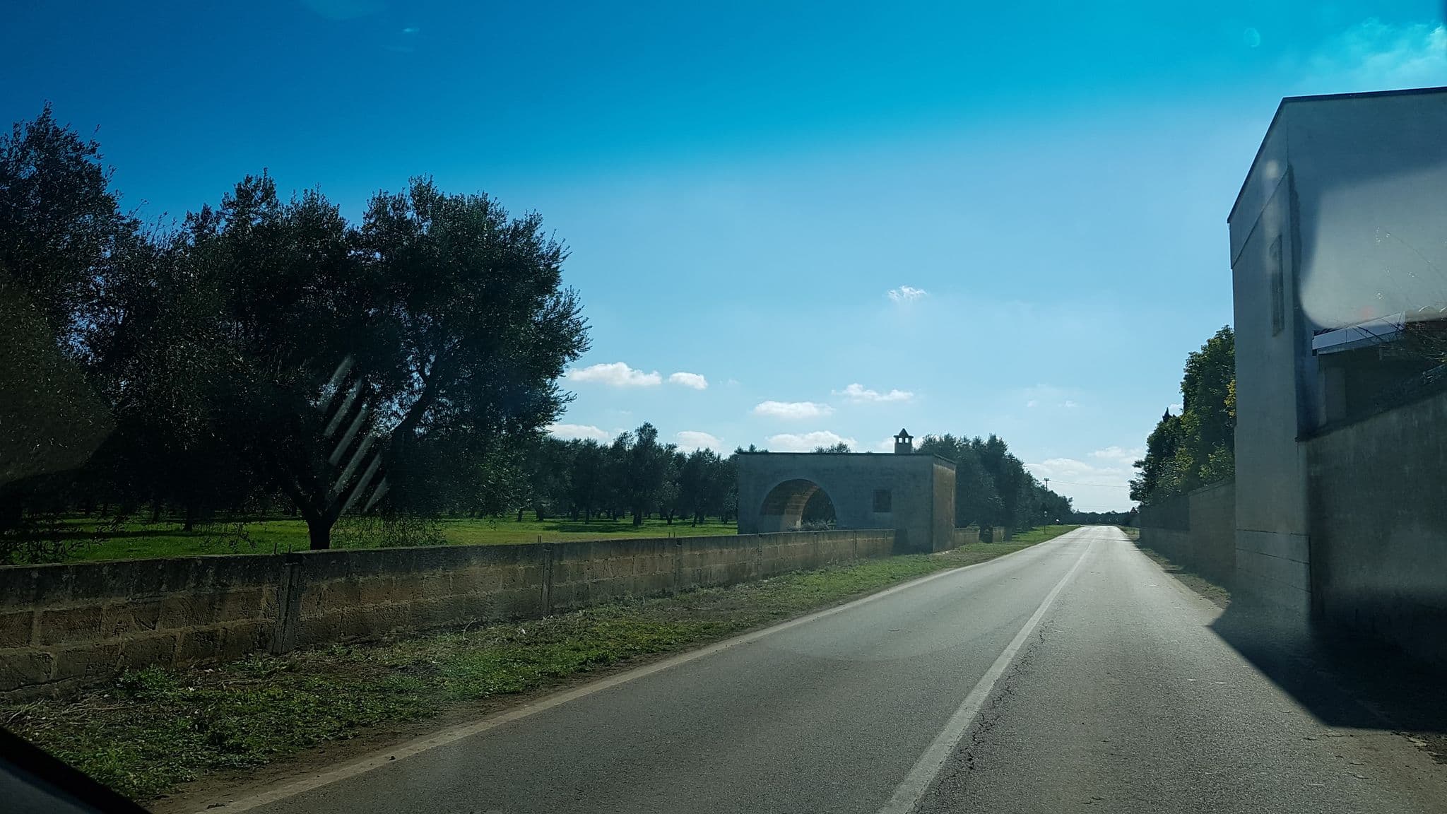 Street view near Masseria Terra dei Padri, Campi Salentina — © ale_zena_it (CC BY-SA · Mapillary)