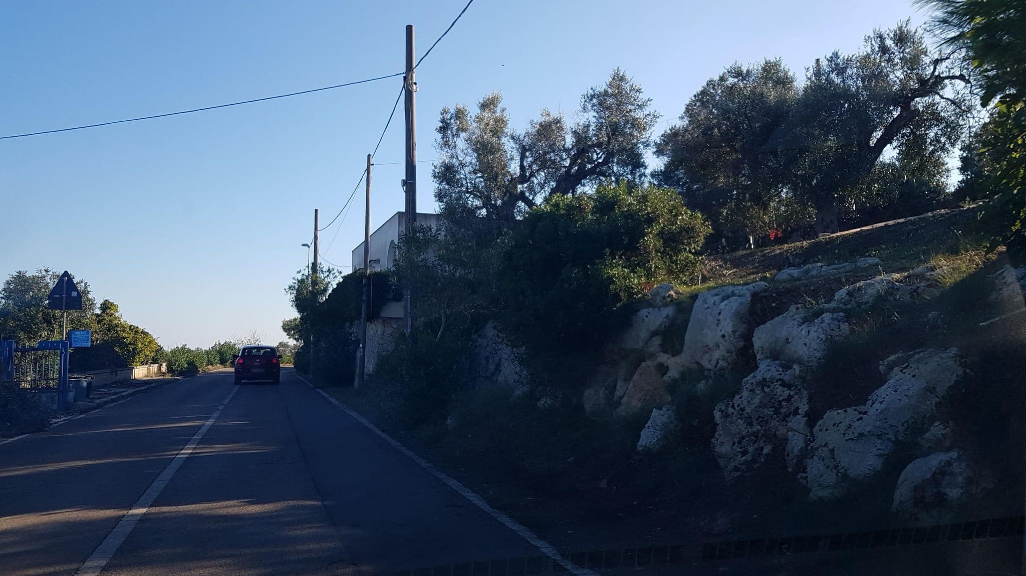 Street view near Ville Girasoli Sul Mare, Tiggiano — © ale_zena_it (CC BY-SA · Mapillary)