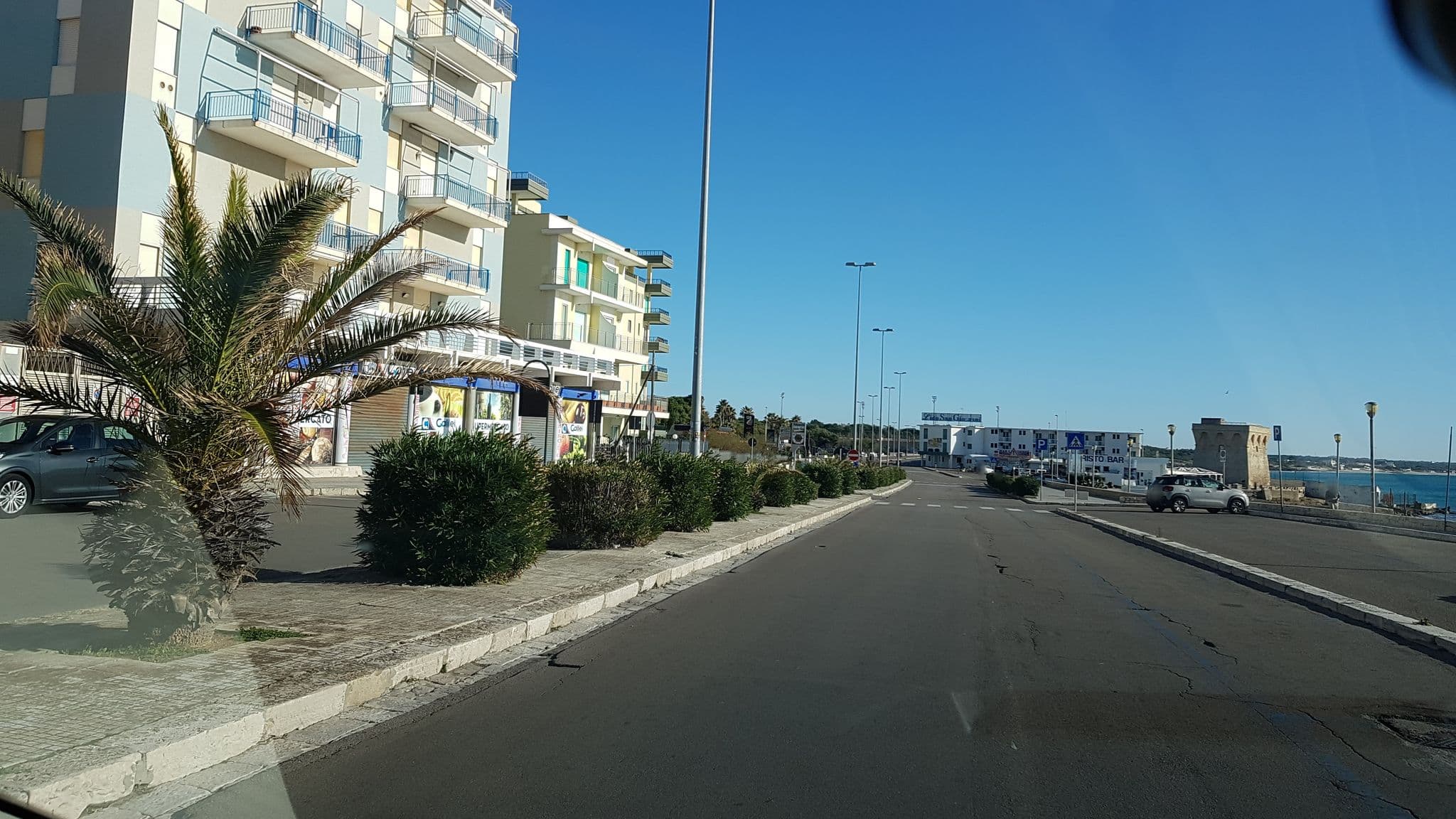Street view near LE NOBILI DIMORE-appartamenti in Residence VISTA MARE, Gallipoli — © ale_zena_it (CC BY-SA · Mapillary)