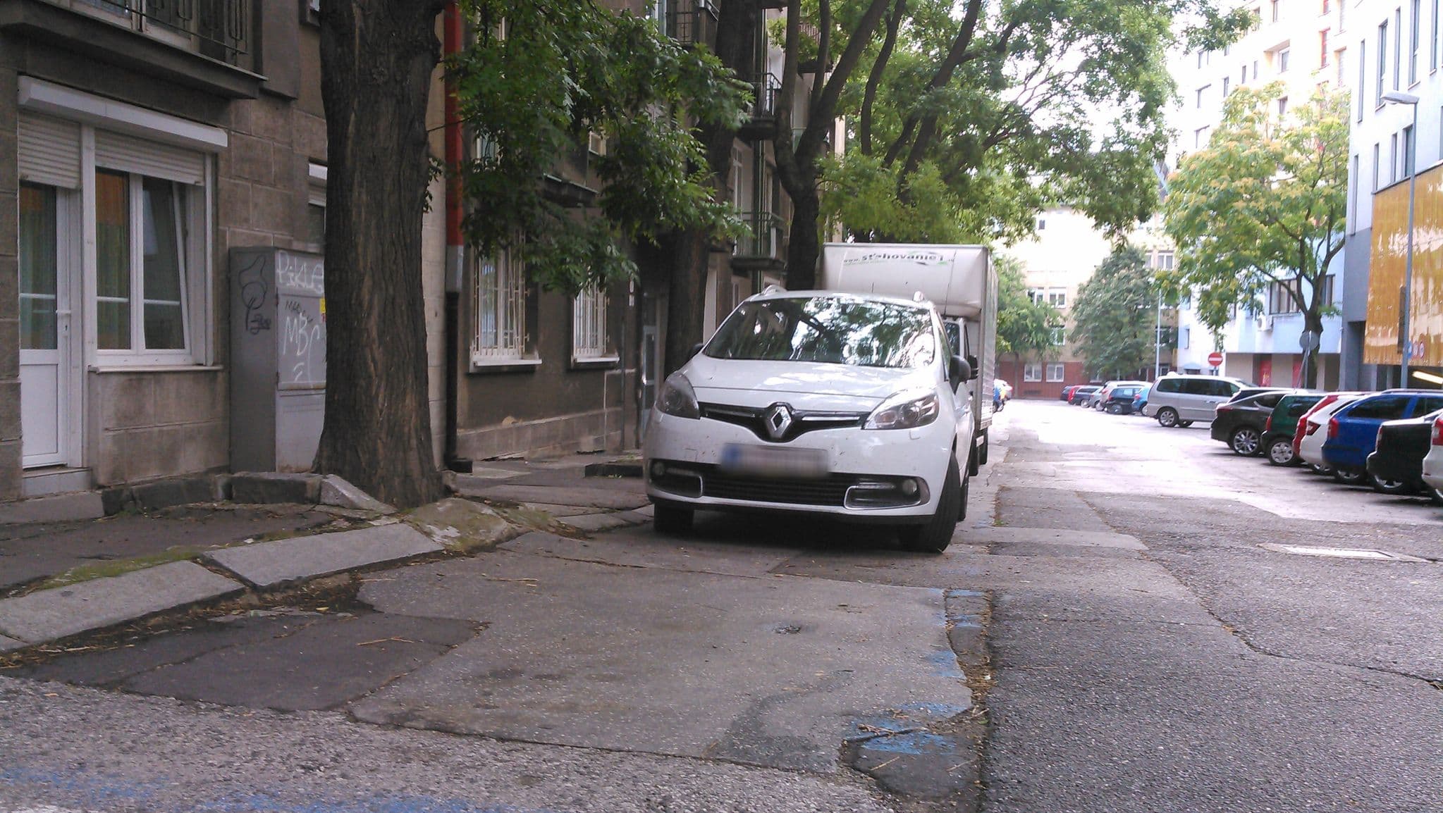 Street view near Clarion Congress Hotel Bratislava, Bratislava — © michalp (CC BY-SA · Mapillary)