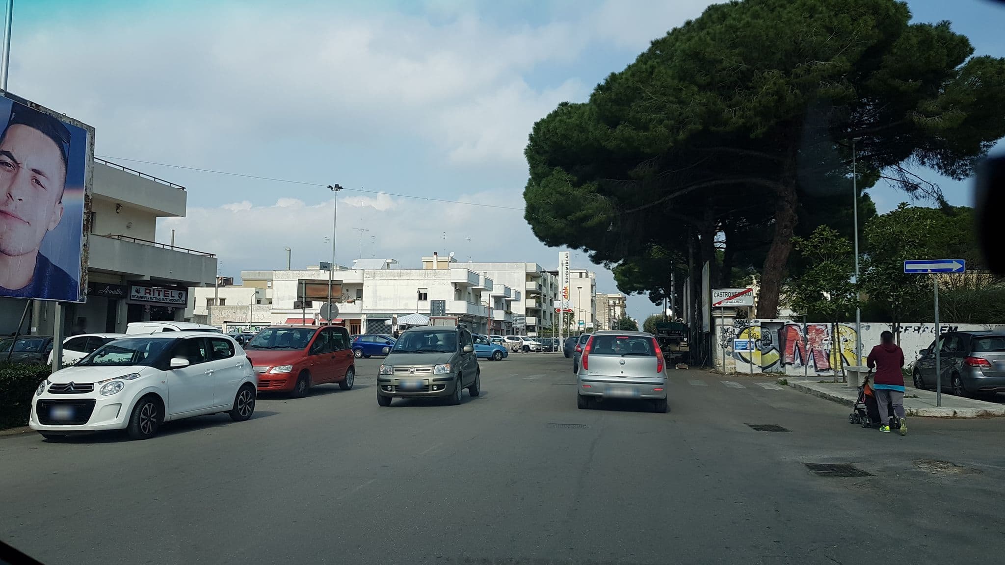Street view near lobby colective hostel, Castromediano — © ale_zena_it (CC BY-SA · Mapillary)