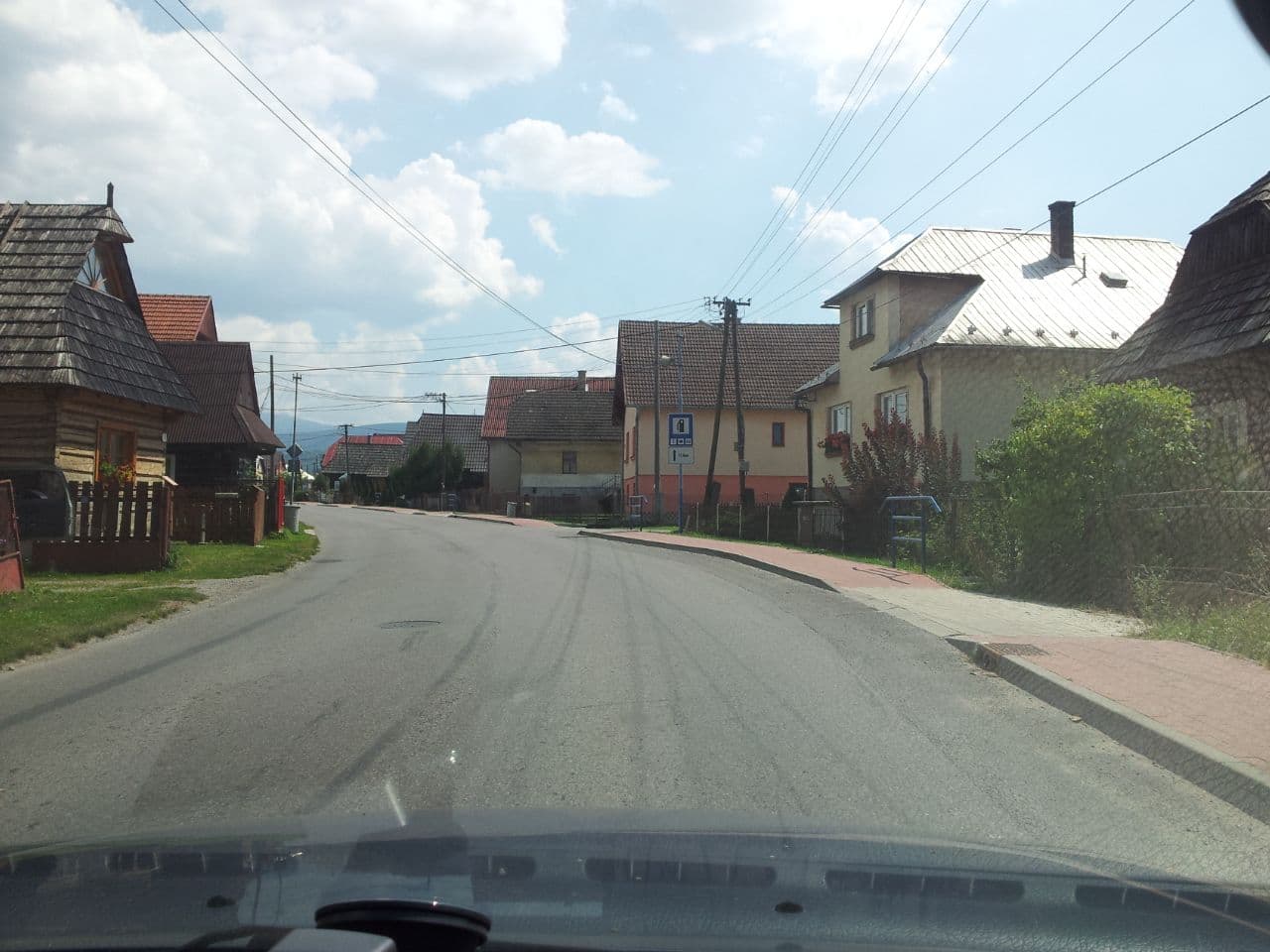 Street view near Drevenica Podbiel, Nižná — © durko_freemap (CC BY-SA · Mapillary)