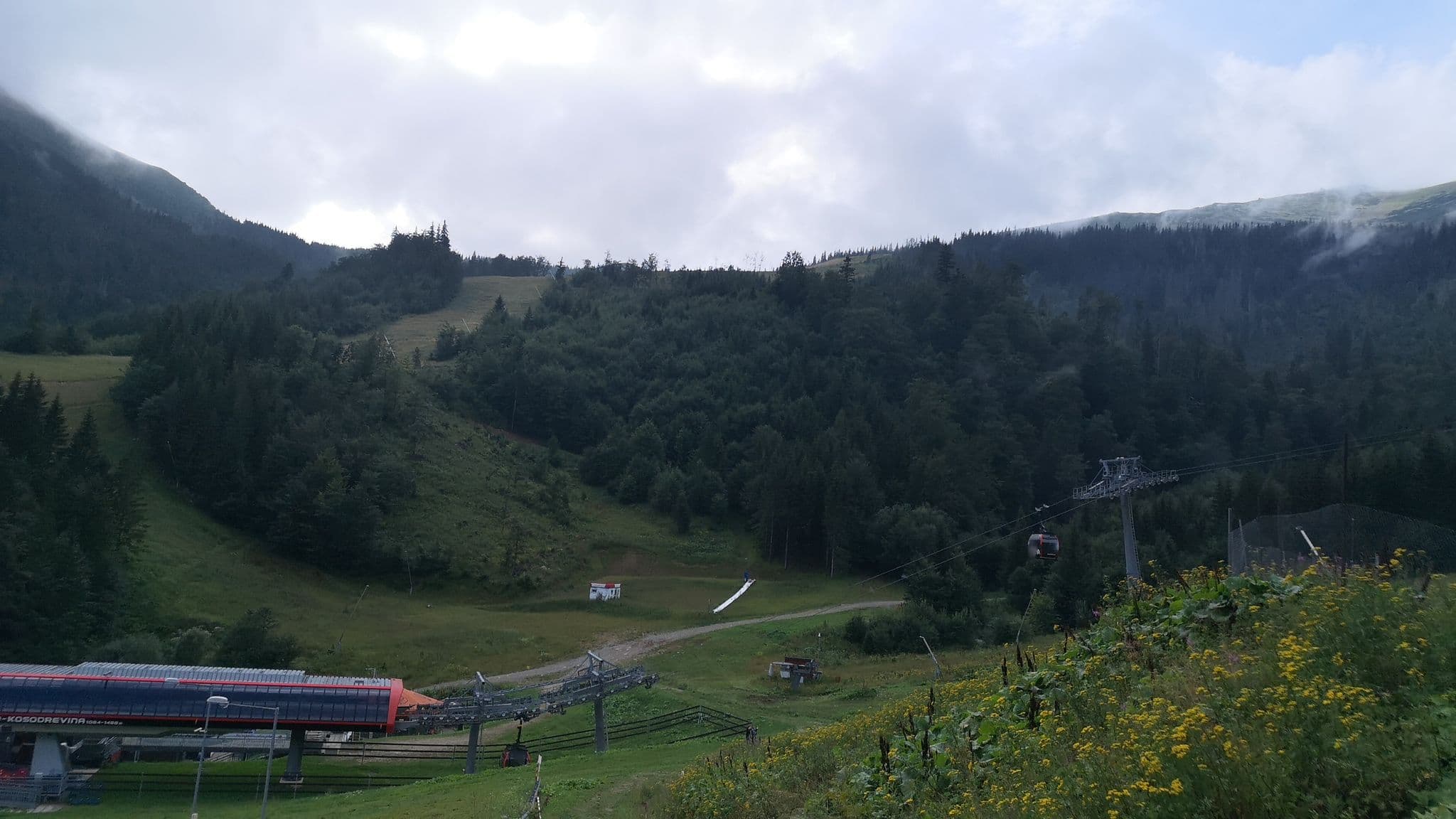 Street view near Krupová, Valaská — © moon4 (CC BY-SA · Mapillary)