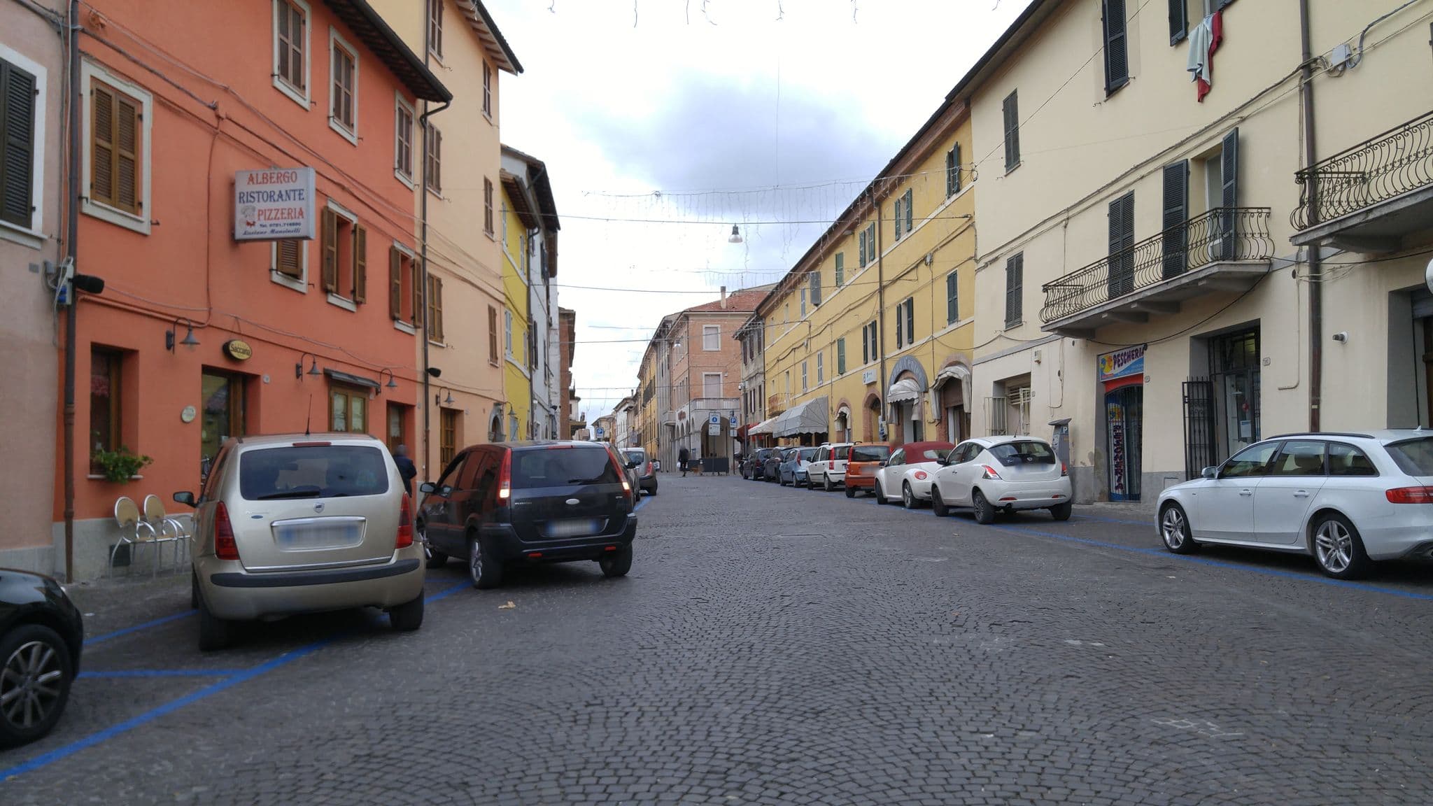 Street view near Albergo Mancinelli, Fossombrone — © sorcrosc (CC BY-SA · Mapillary)