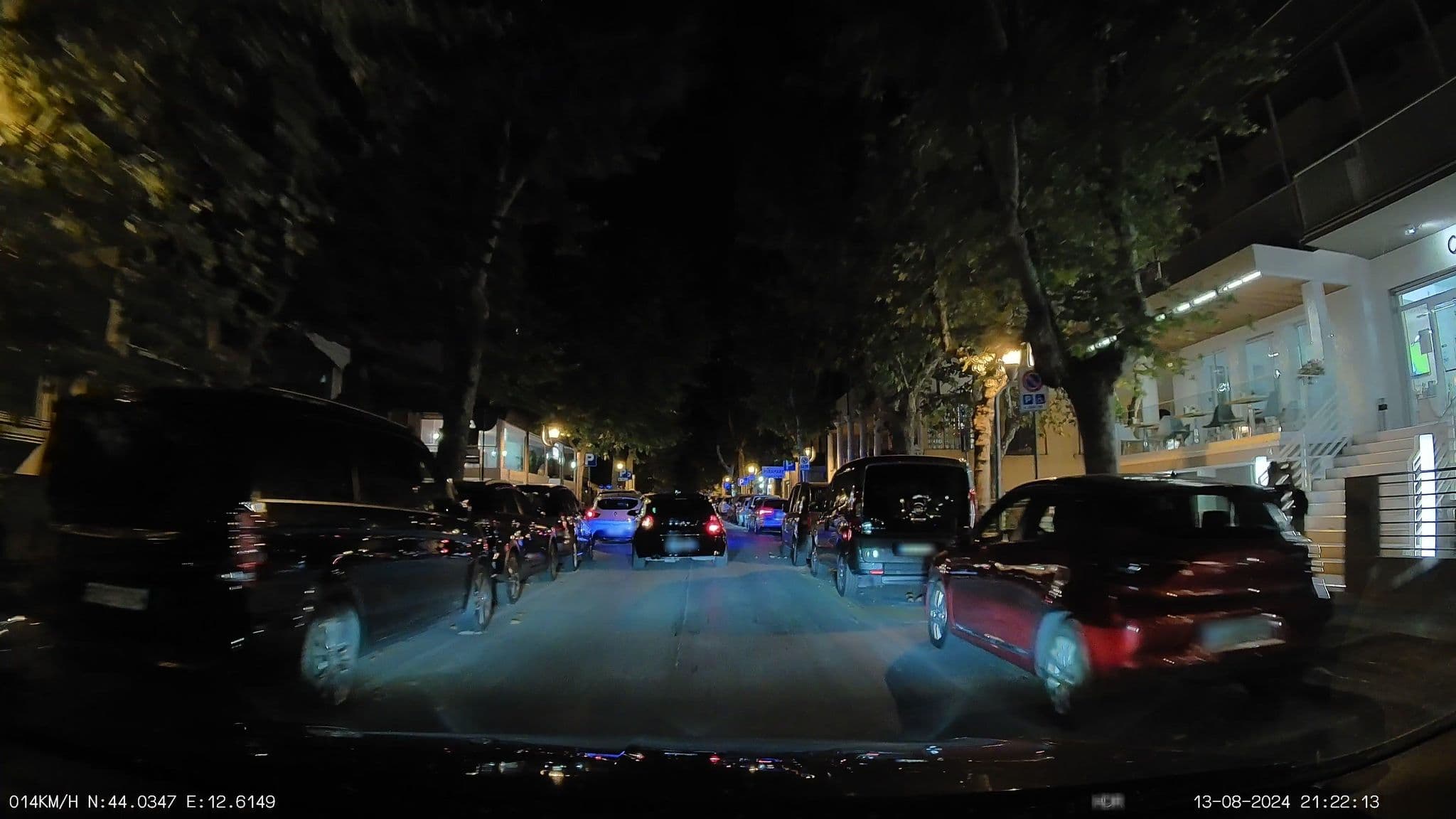 Street view near Albergo Cigno D'Oro, Rimini — © heetENkoel (CC BY-SA · Mapillary)