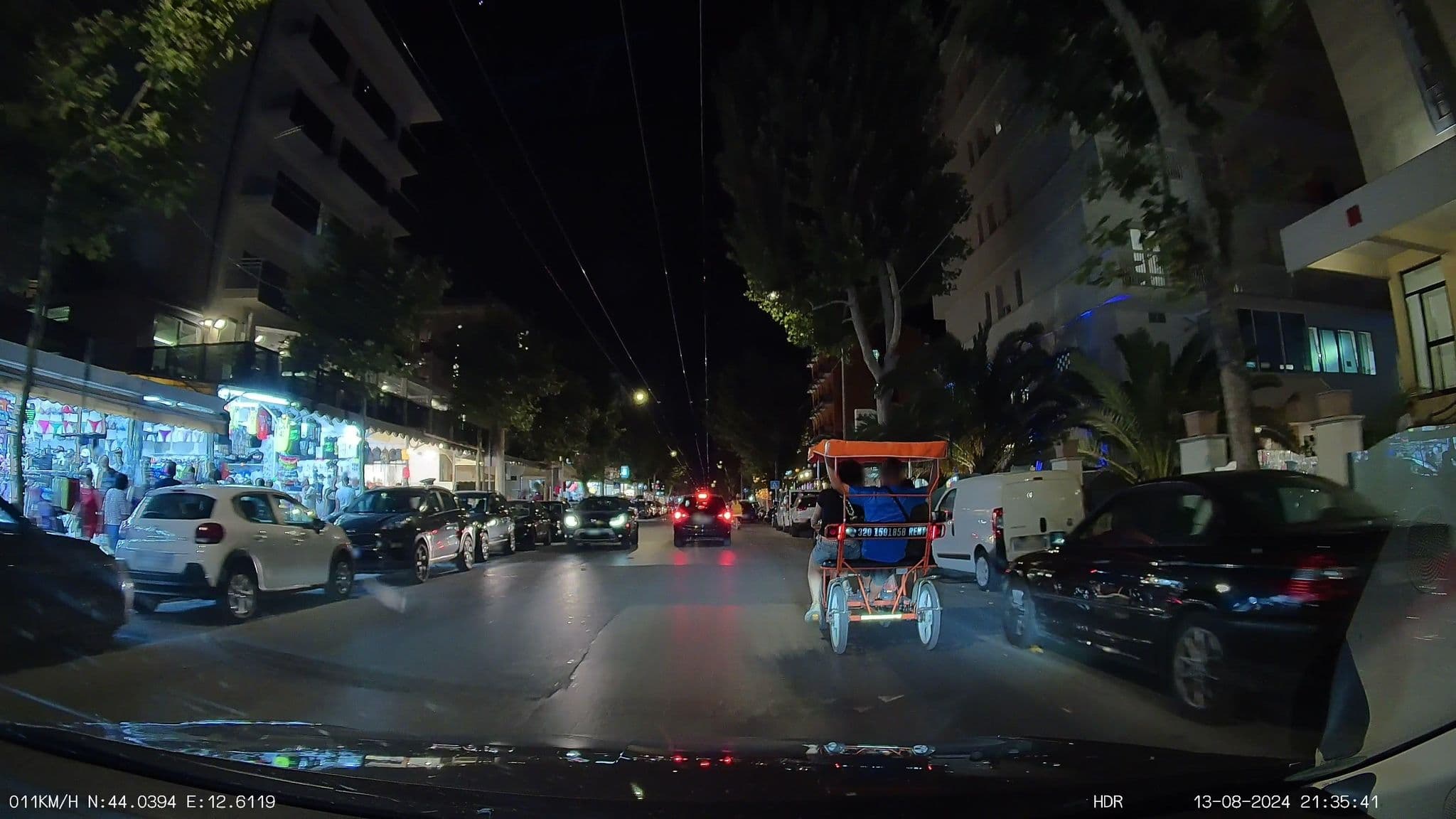 Street view near Hotel Ghirlandina, Rimini — © heetENkoel (CC BY-SA · Mapillary)