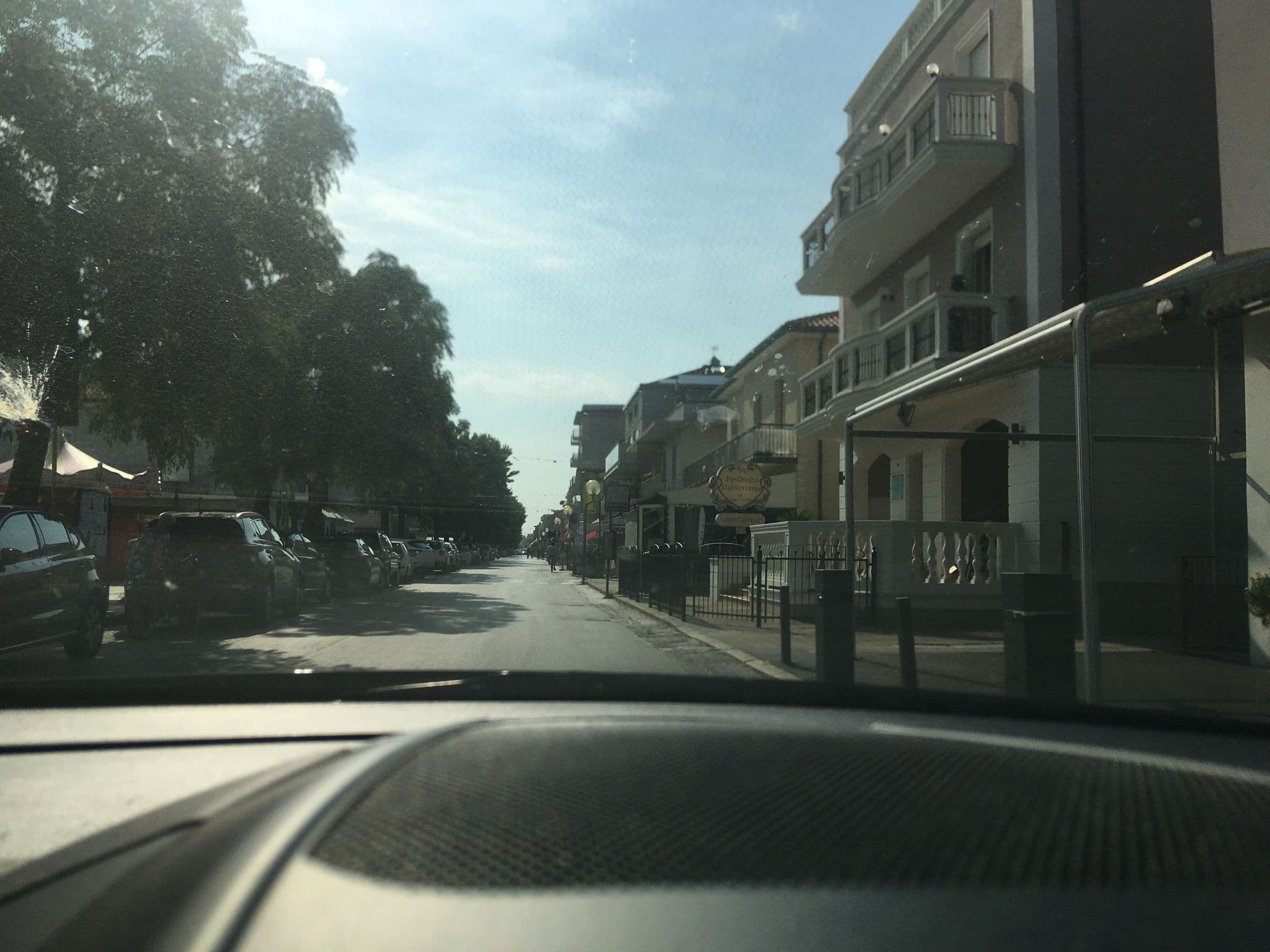 Street view near Hotel Trento, Bellaria-Igea Marina — © snepuh (CC BY-SA · Mapillary)