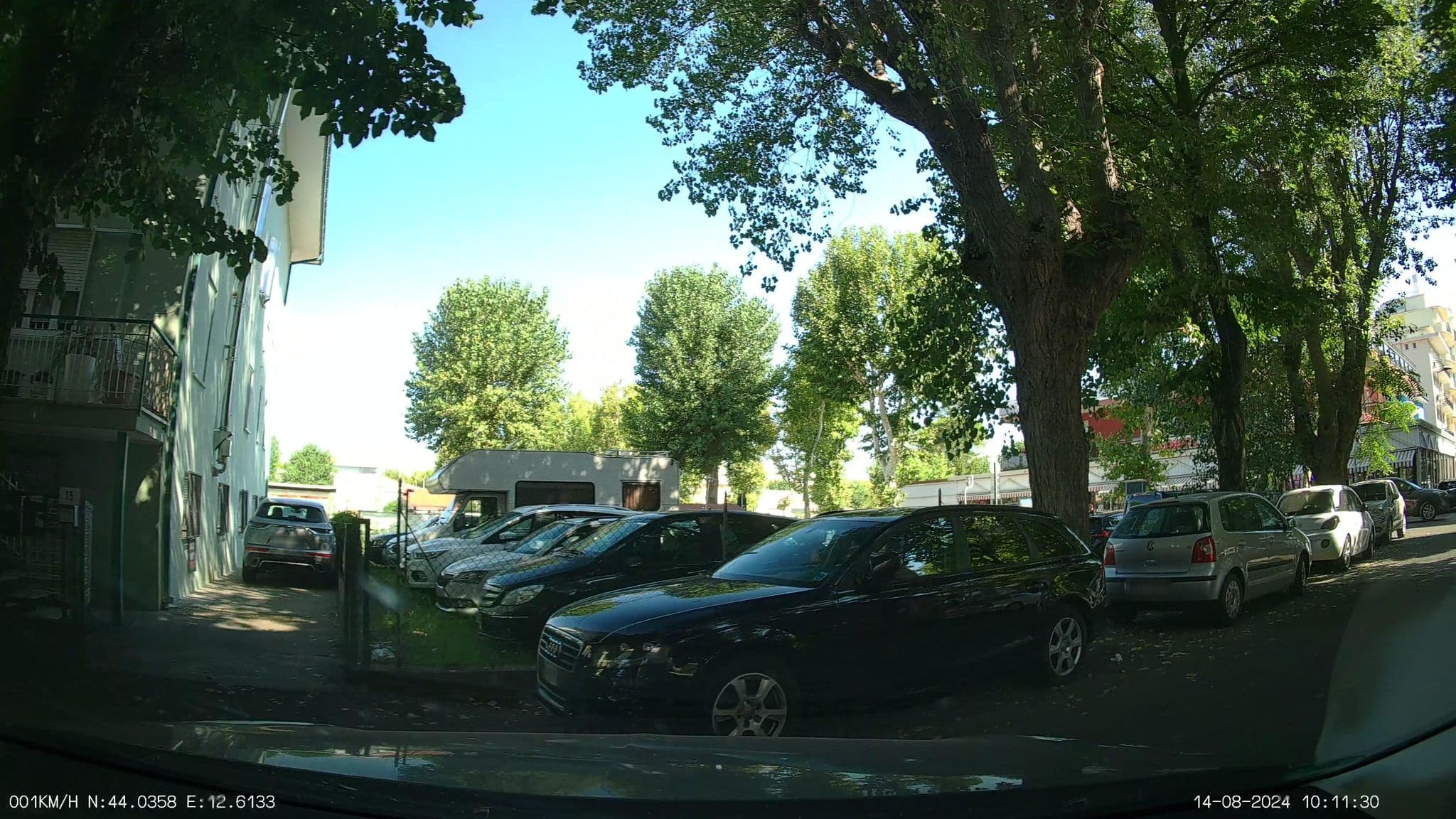Street view near Hotel Arlino, Rimini — © heetENkoel (CC BY-SA · Mapillary)