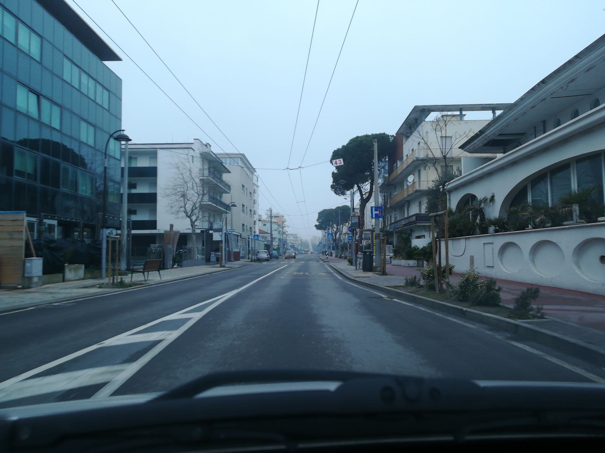 Street view near B & B Hotels di Bronzetti Ernesto, Riccione — © battarsa (CC BY-SA · Mapillary)