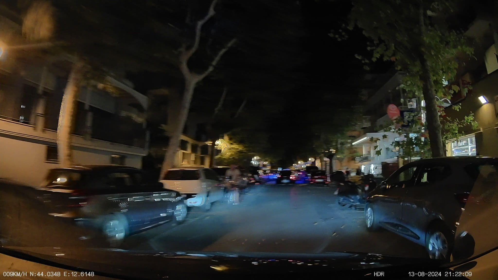 Street view near Feldberg Hotel, Rimini — © heetENkoel (CC BY-SA · Mapillary)