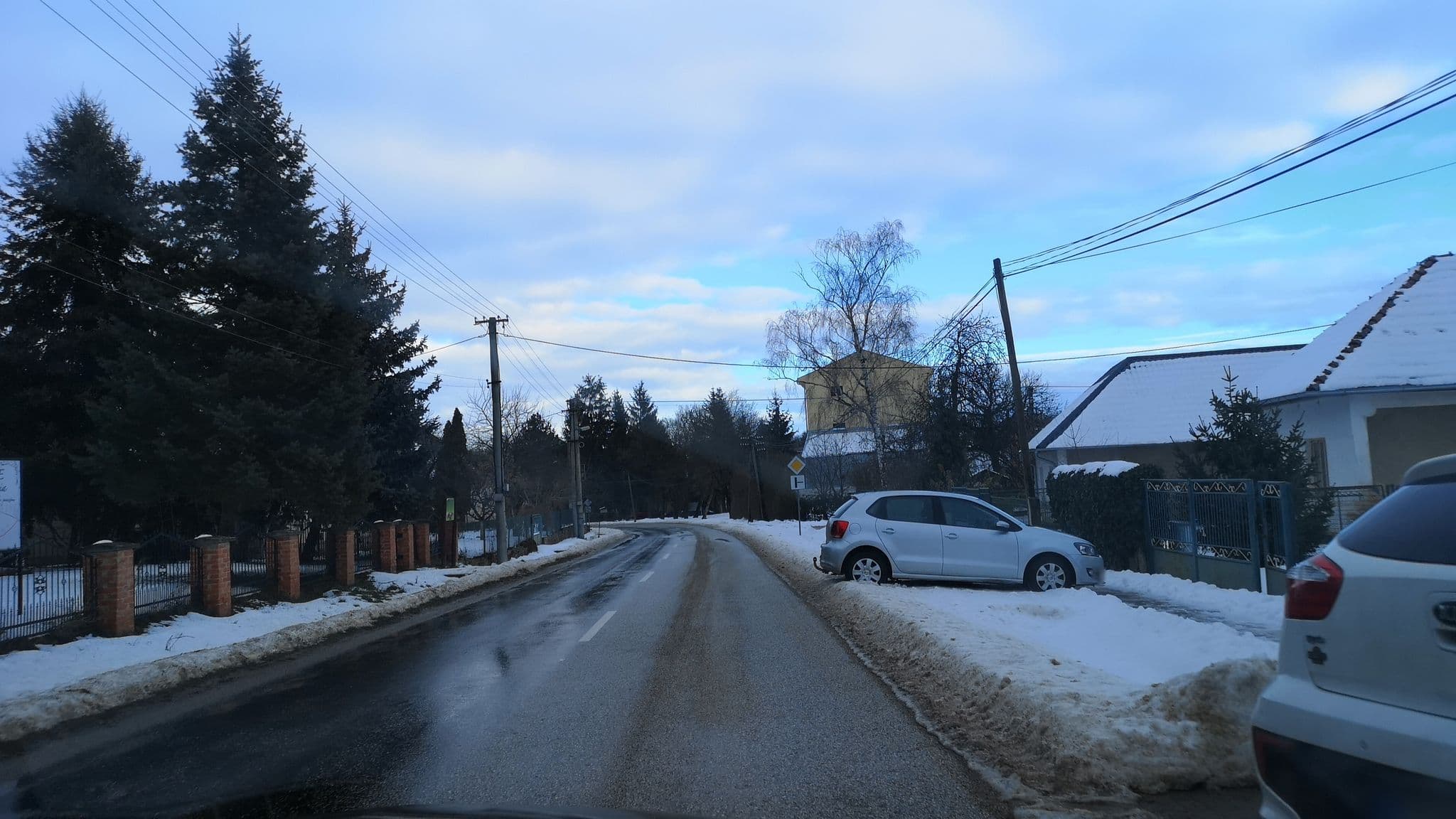 Street view near Kúria, Komárno — © moon4 (CC BY-SA · Mapillary)