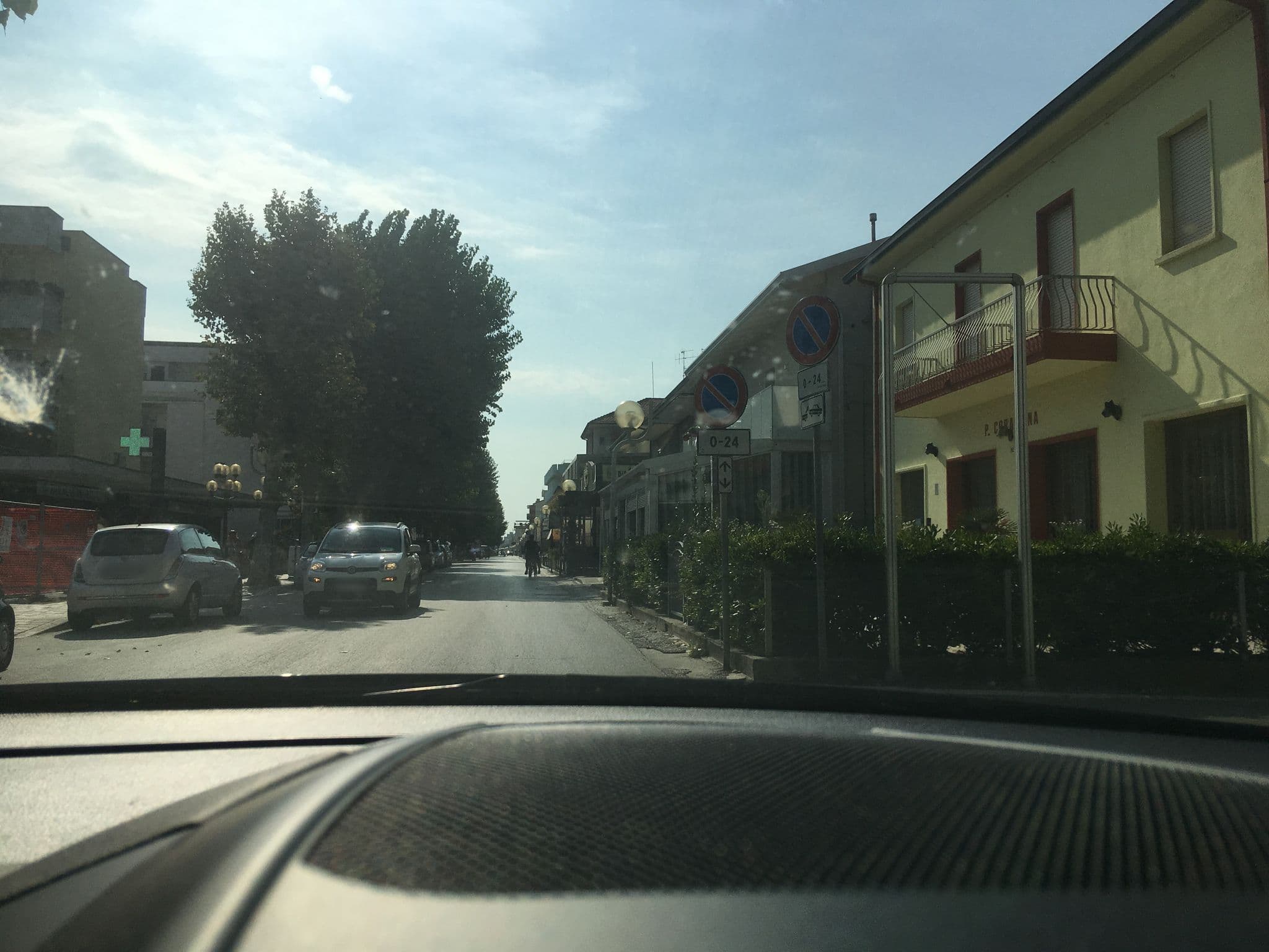 Street view near Hotel Gaia, Bellaria-Igea Marina — © snepuh (CC BY-SA · Mapillary)