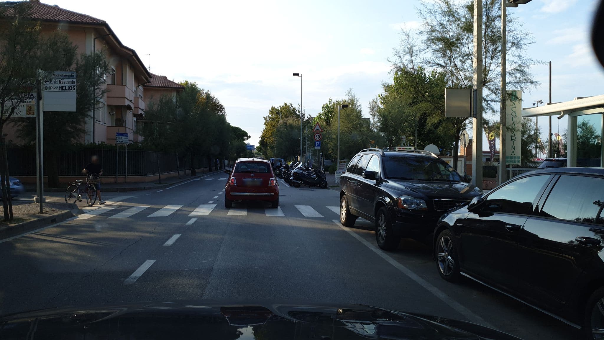 Street view near Hotel Acquamarina Riccione, Riccione — © zerbit (CC BY-SA · Mapillary)