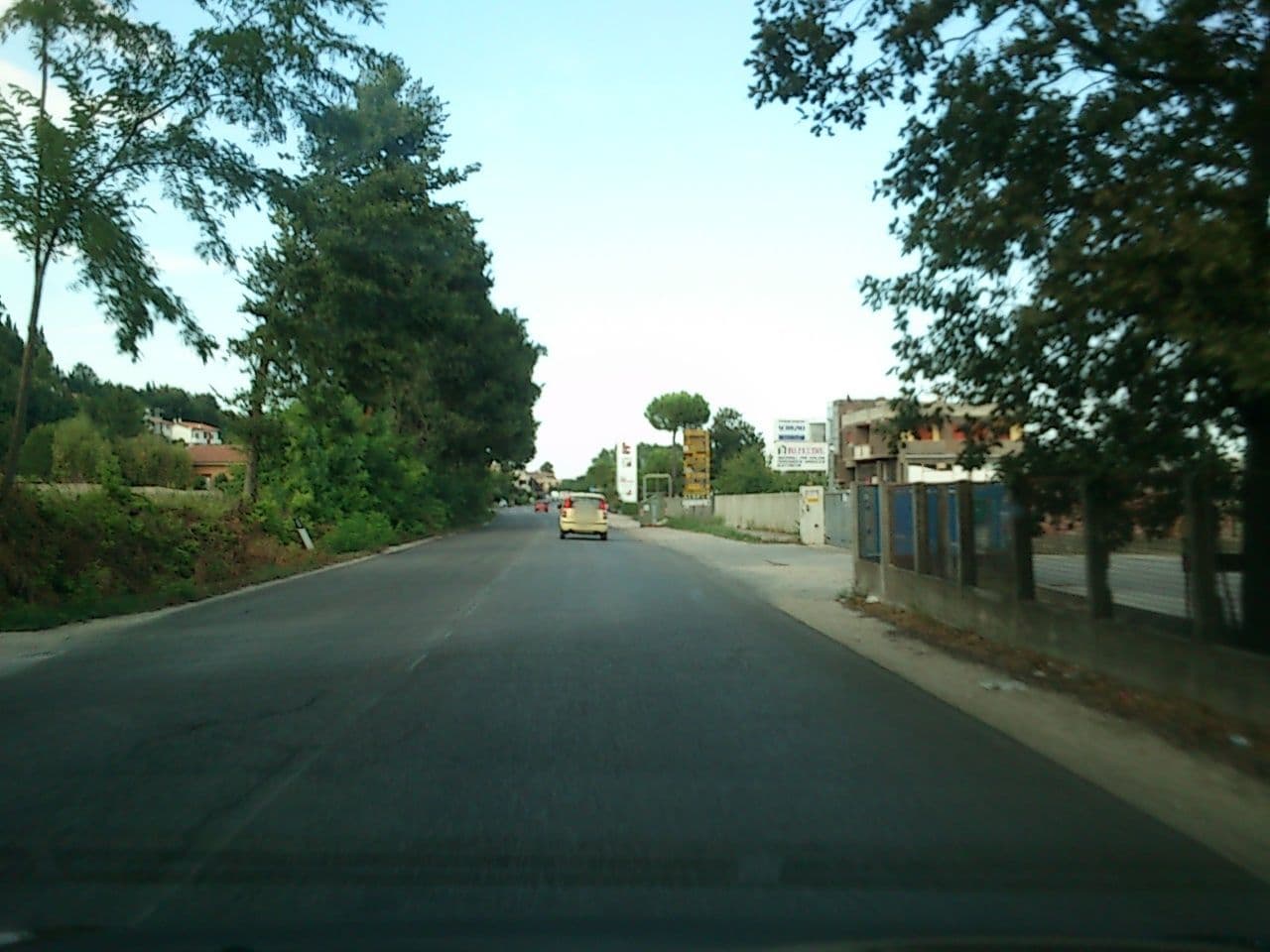 Street view near Agriturismo Monte Giove, Rosciano — © sorcrosc (CC BY-SA · Mapillary)