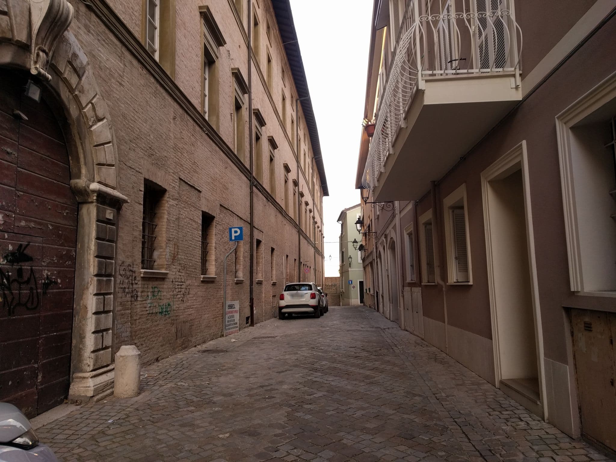 Street view near Palazzo Rotati, Fano — © sorcrosc (CC BY-SA · Mapillary)