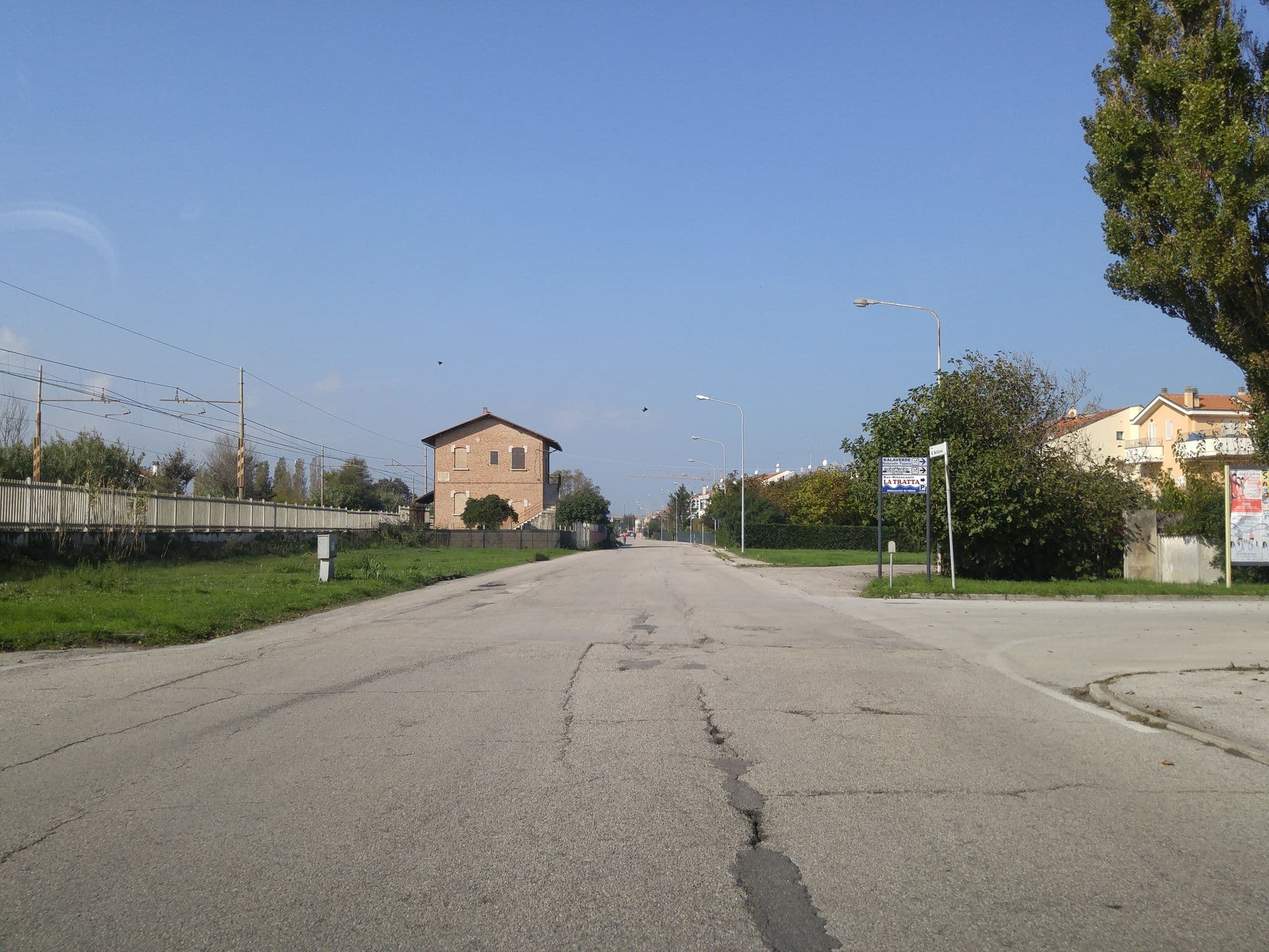 Street view near Appartamenti Ostro Libeccio, Fano — © sorcrosc (CC BY-SA · Mapillary)