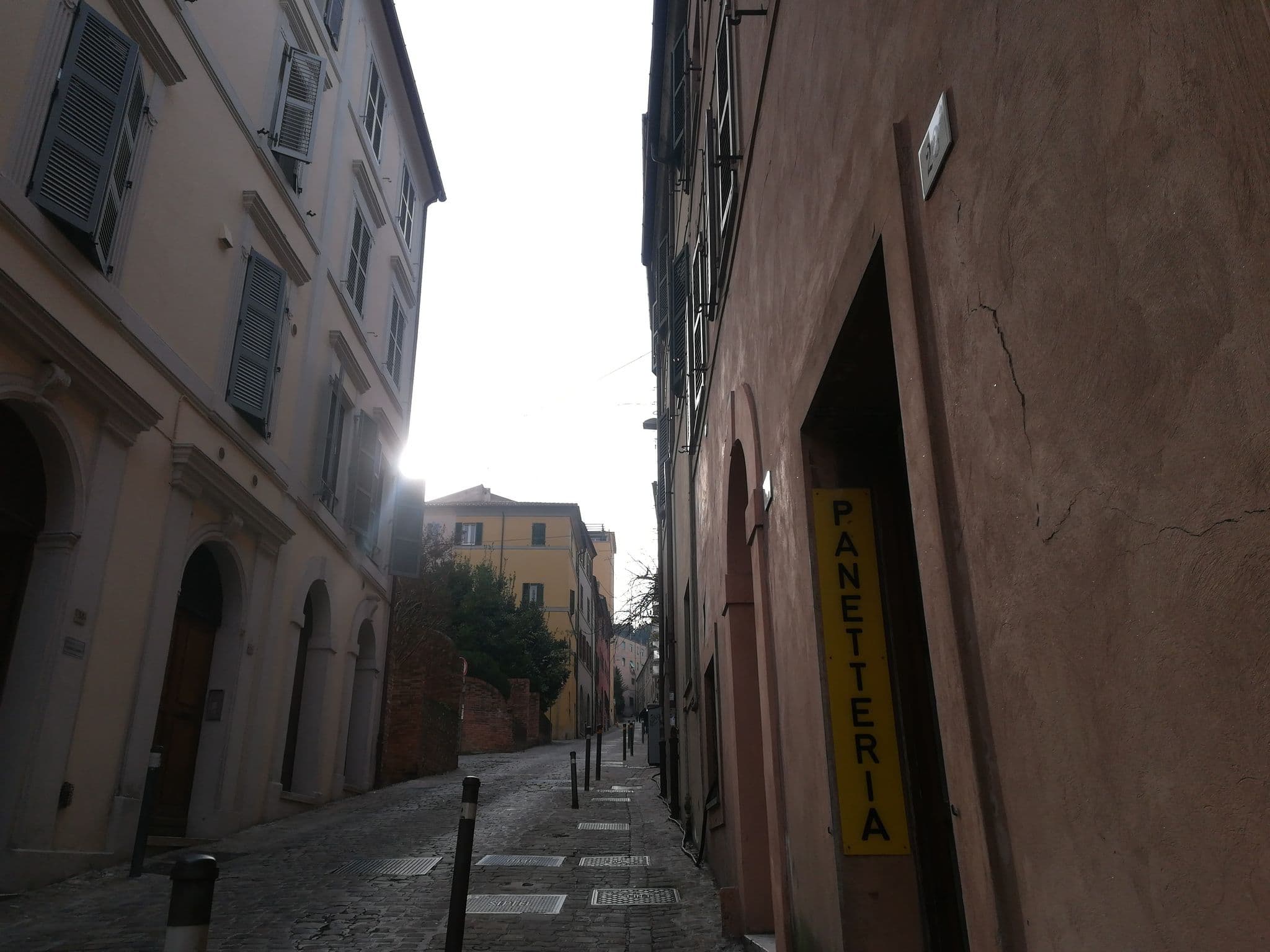 Street view near Ankon Apartment La Casa di Joye&Nemi, Ancona — © jeawrong (CC BY-SA · Mapillary)