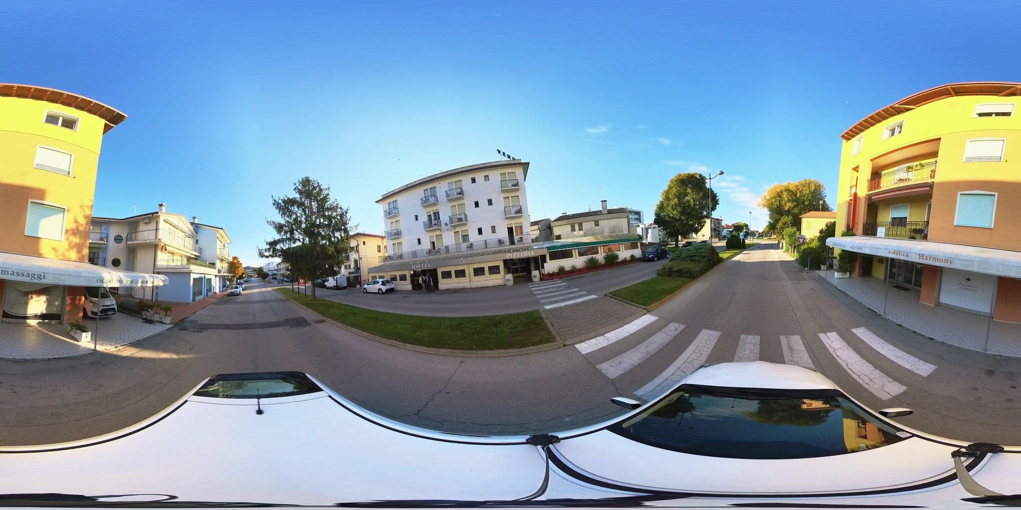 Street view near Albergo Venus, Caorle — © osmplus_org (CC BY-SA · Mapillary)