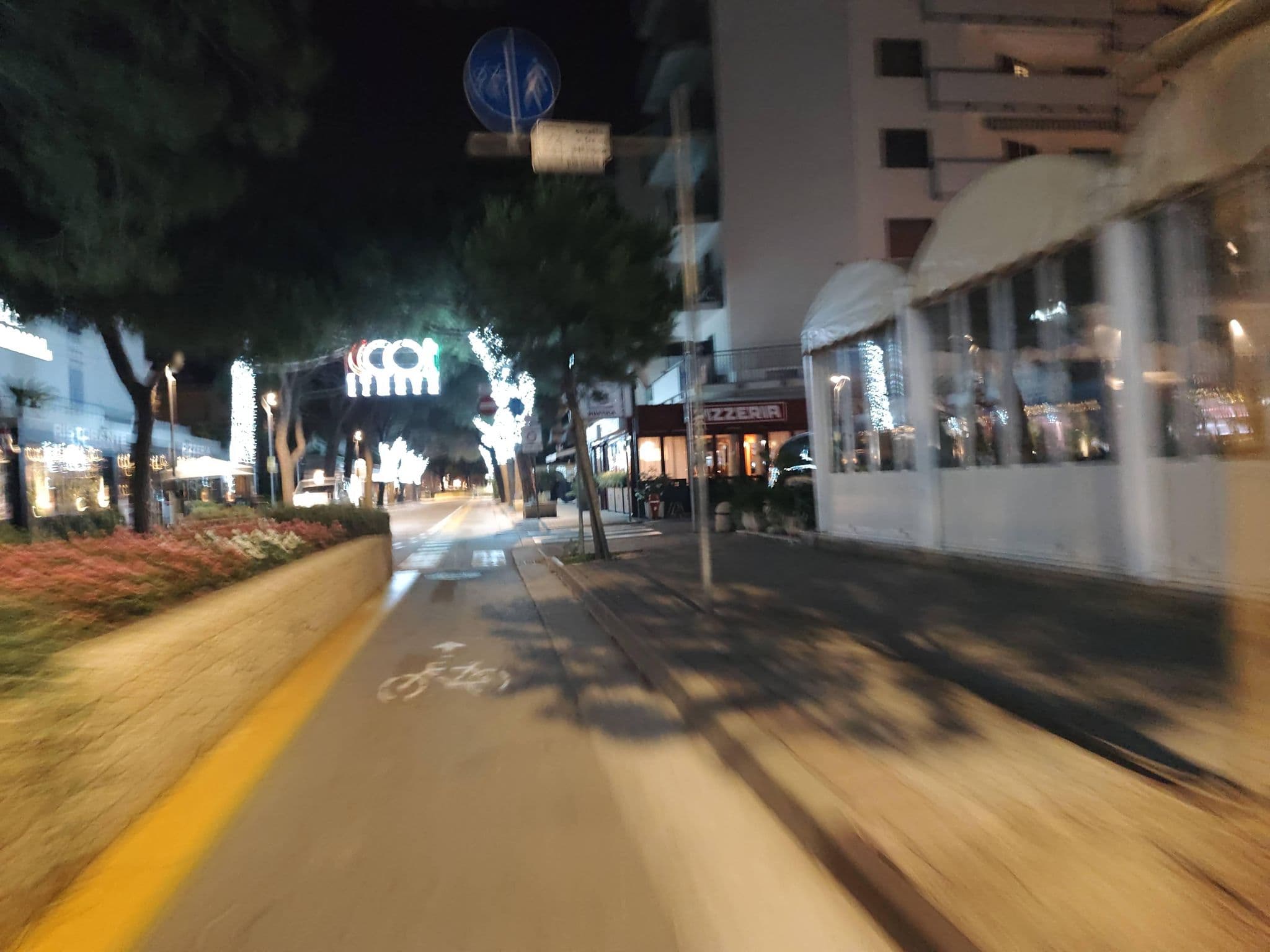 Street view near Hotel Stockholm Jesolo, Lido di Jesolo — © Duro (CC BY-SA · Mapillary)